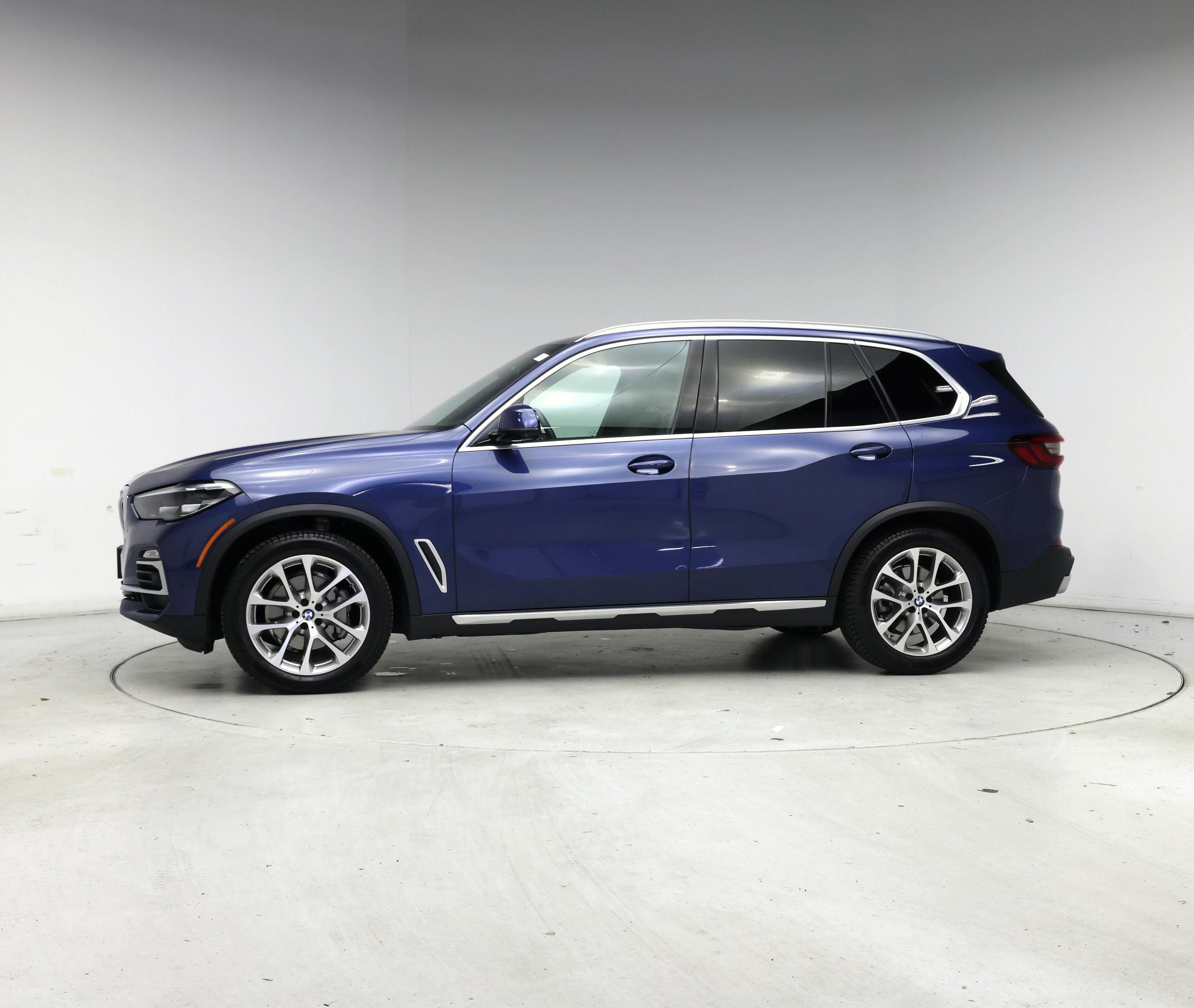 Thumbnail: 2021 BMW X5 - 3