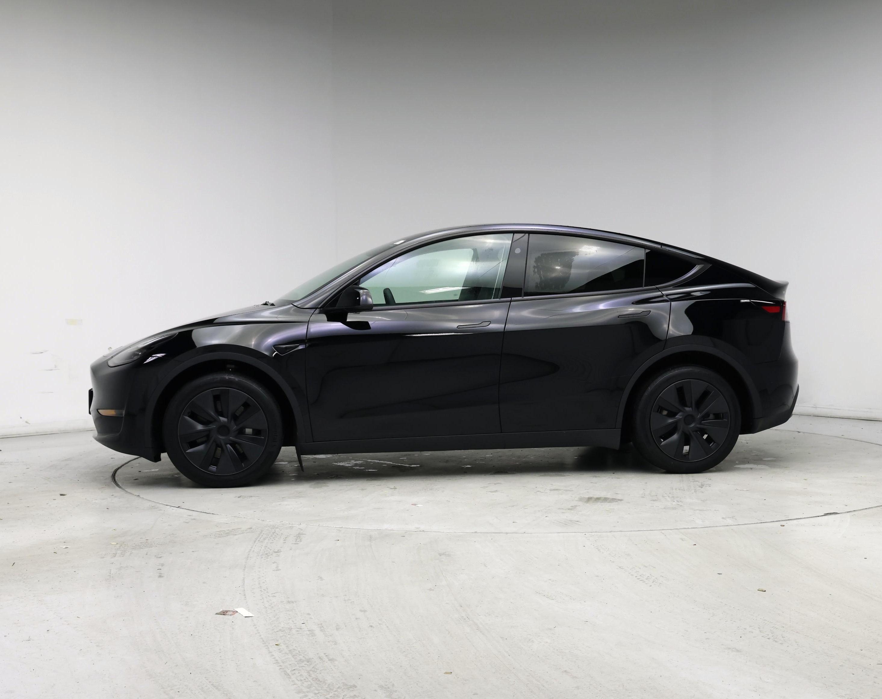 Thumbnail: 2025 Tesla Model Y - 3