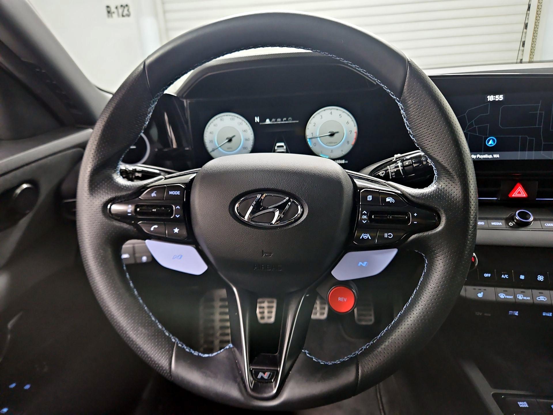 Thumbnail: 2022 Hyundai Elantra - 10