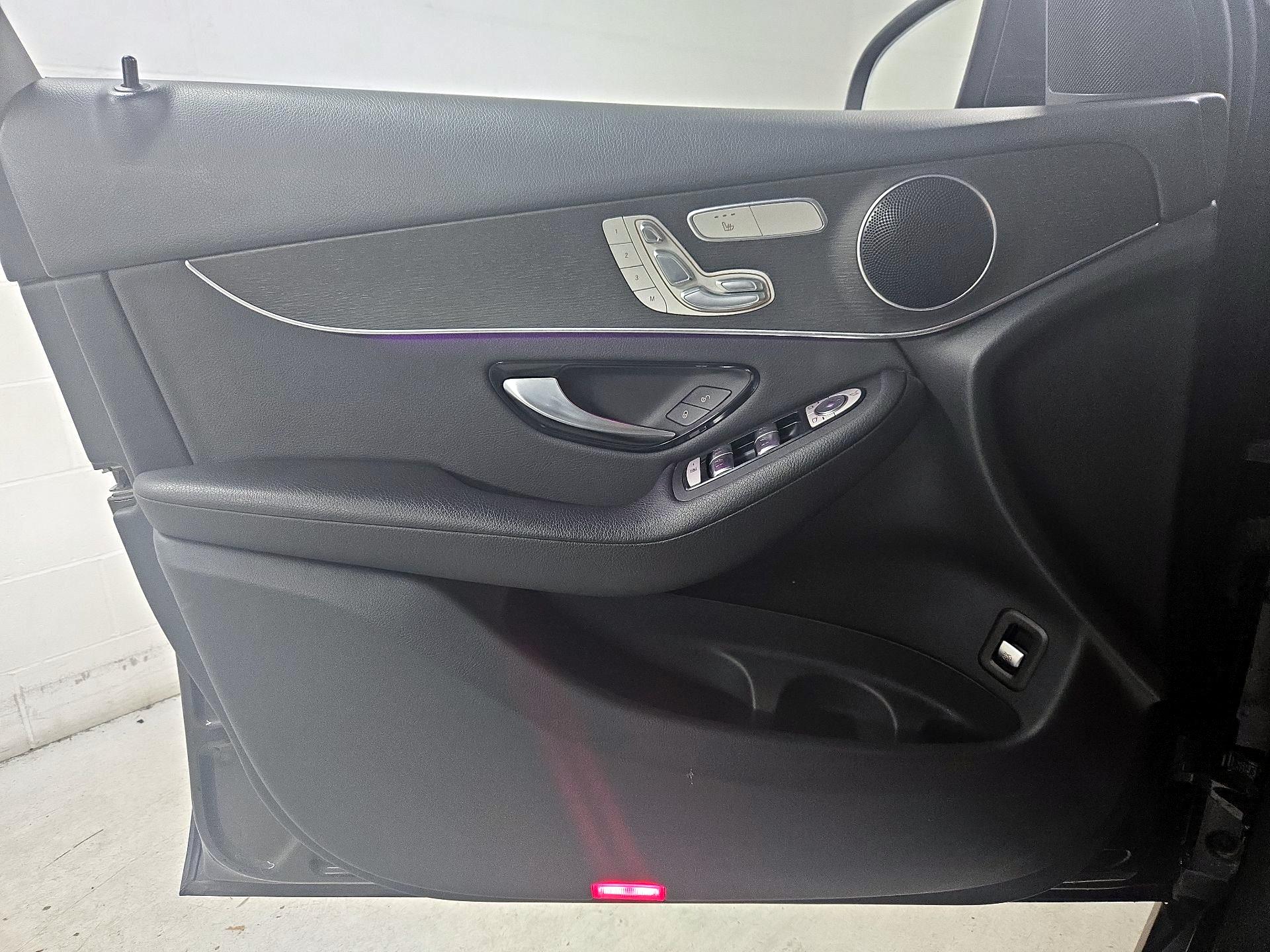 Thumbnail: 2020 Mercedes-Benz GLC - 12