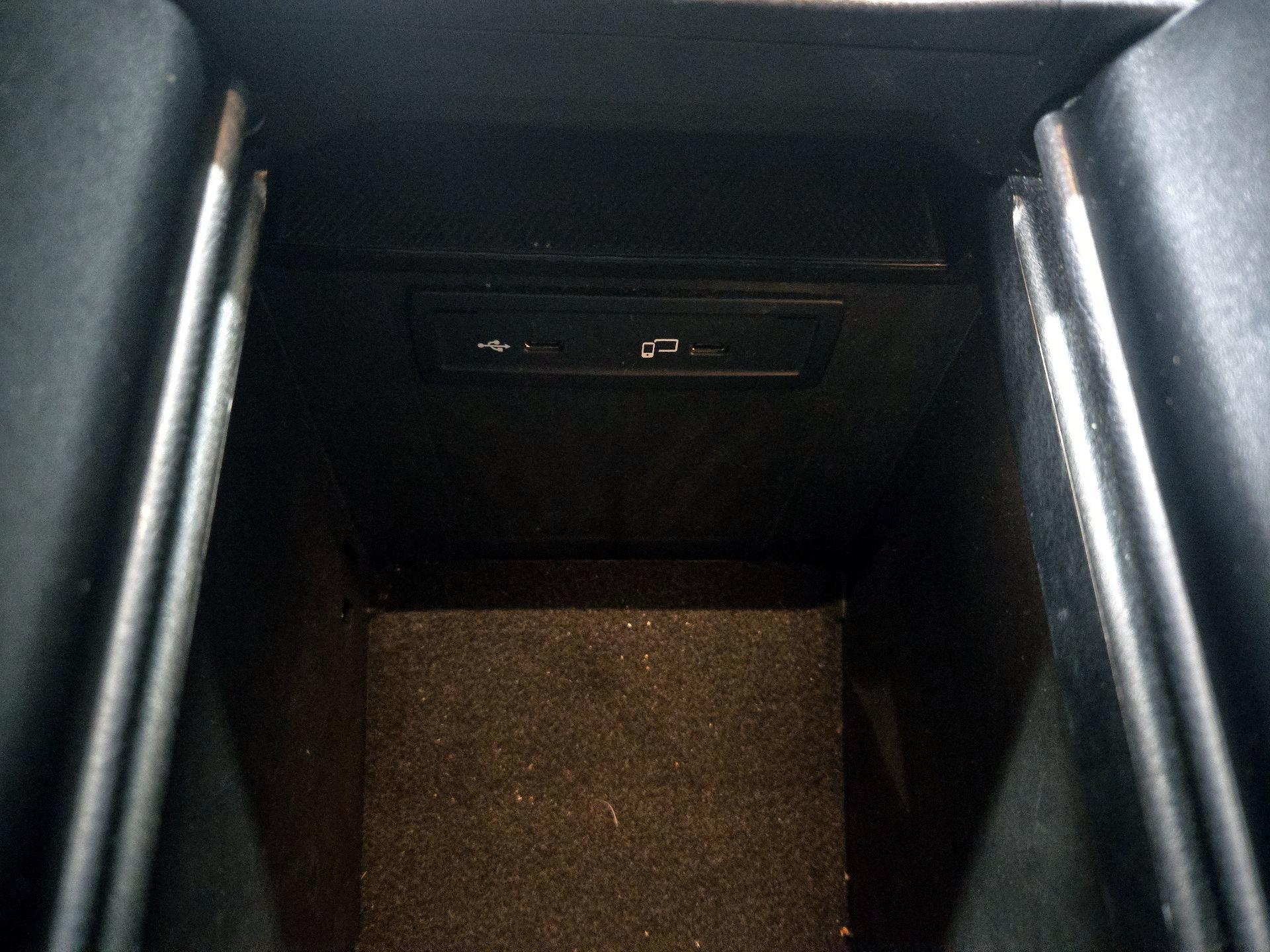 Thumbnail: 2020 Mercedes-Benz GLC - 18