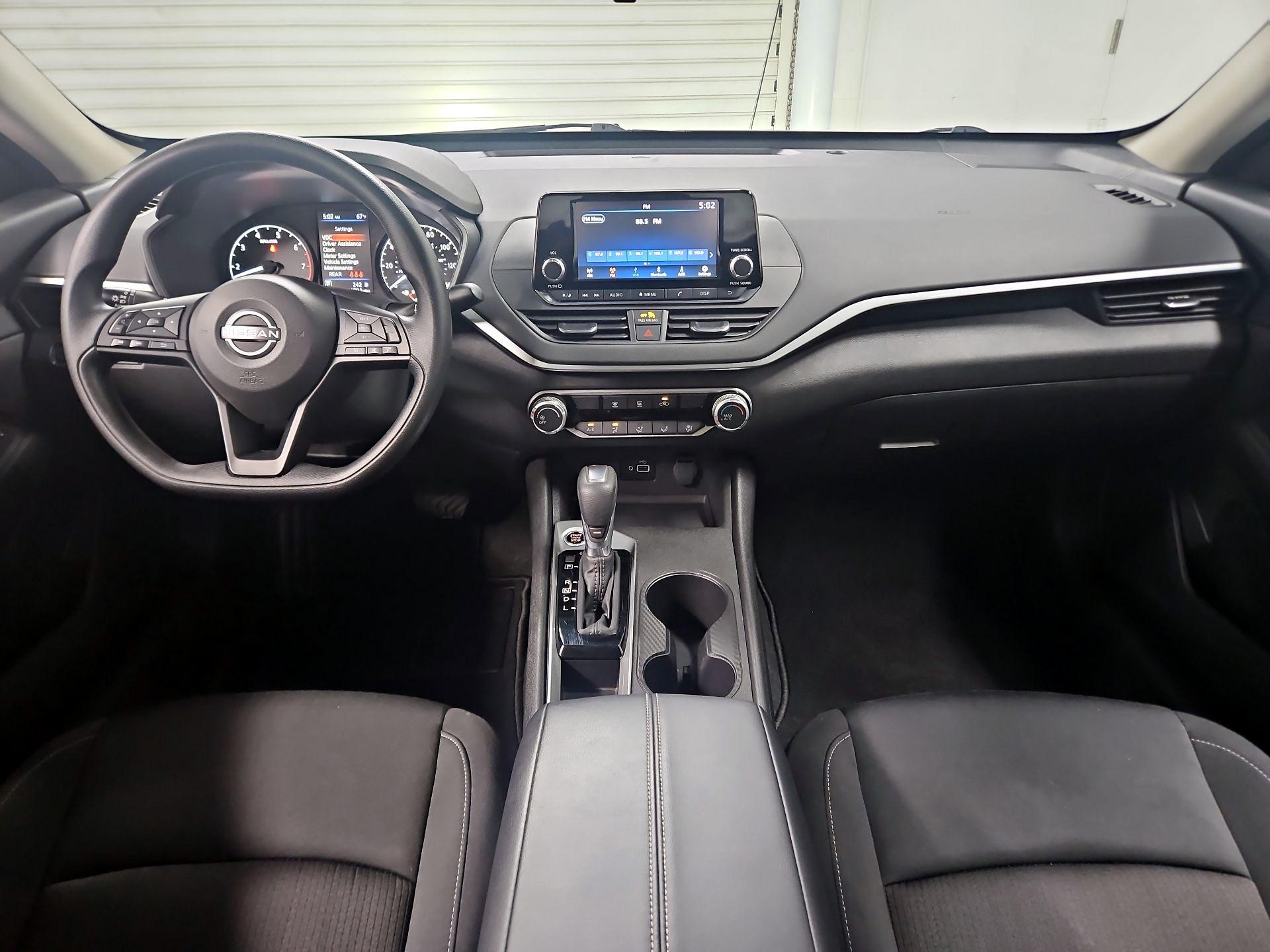 Thumbnail: 2024 Nissan Altima - 9