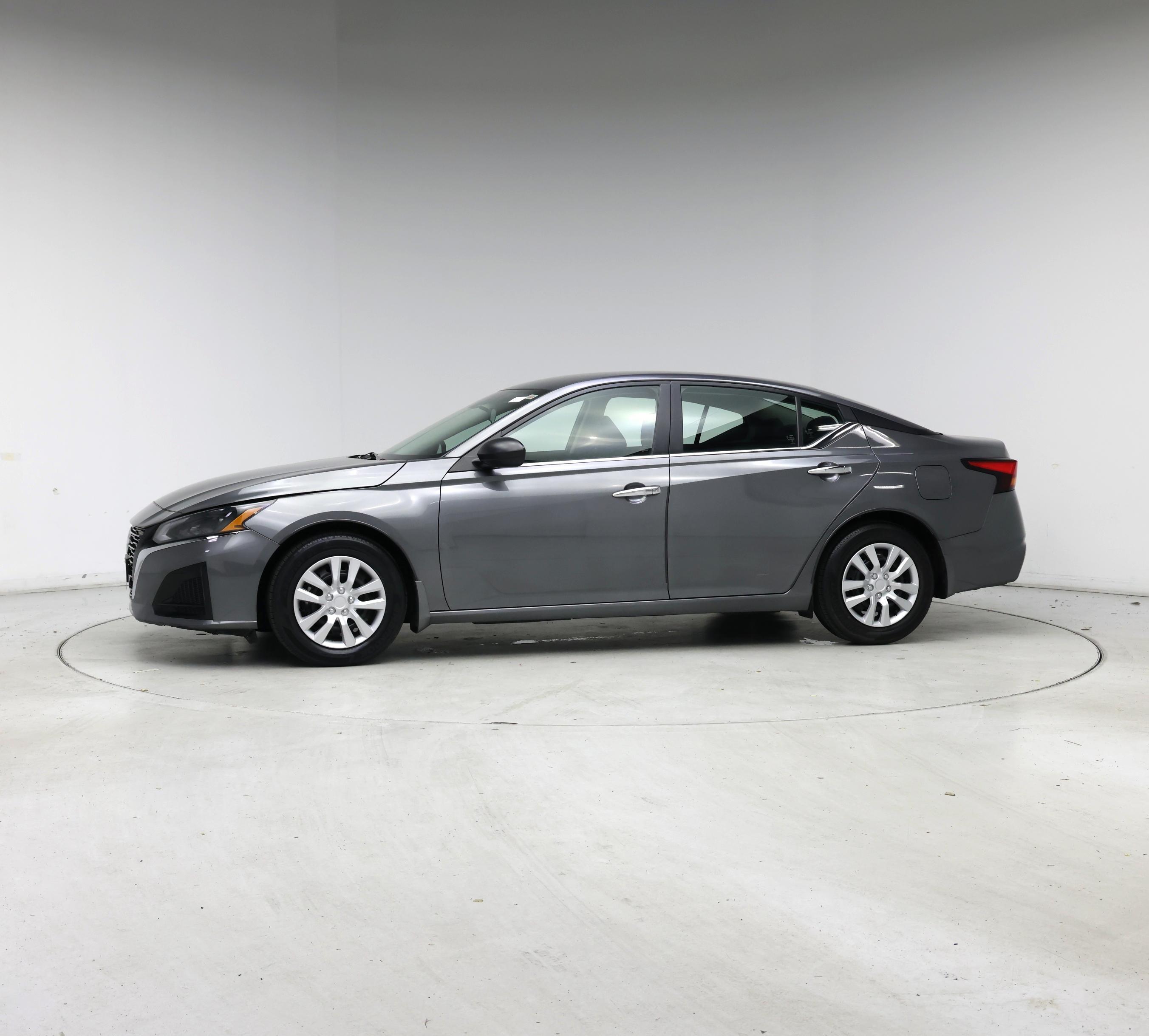 Thumbnail: 2024 Nissan Altima - 3