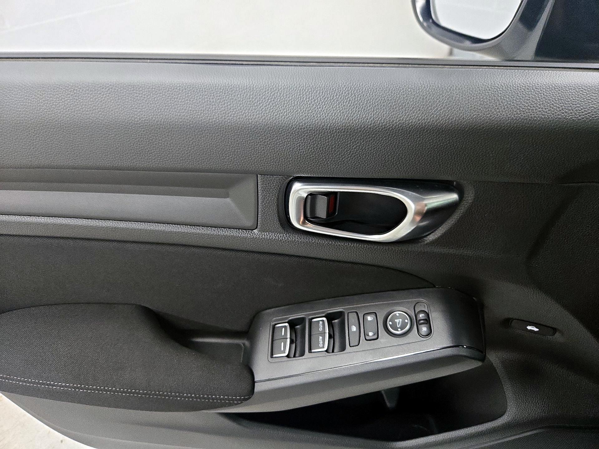 Thumbnail: 2025 Honda Civic - 12