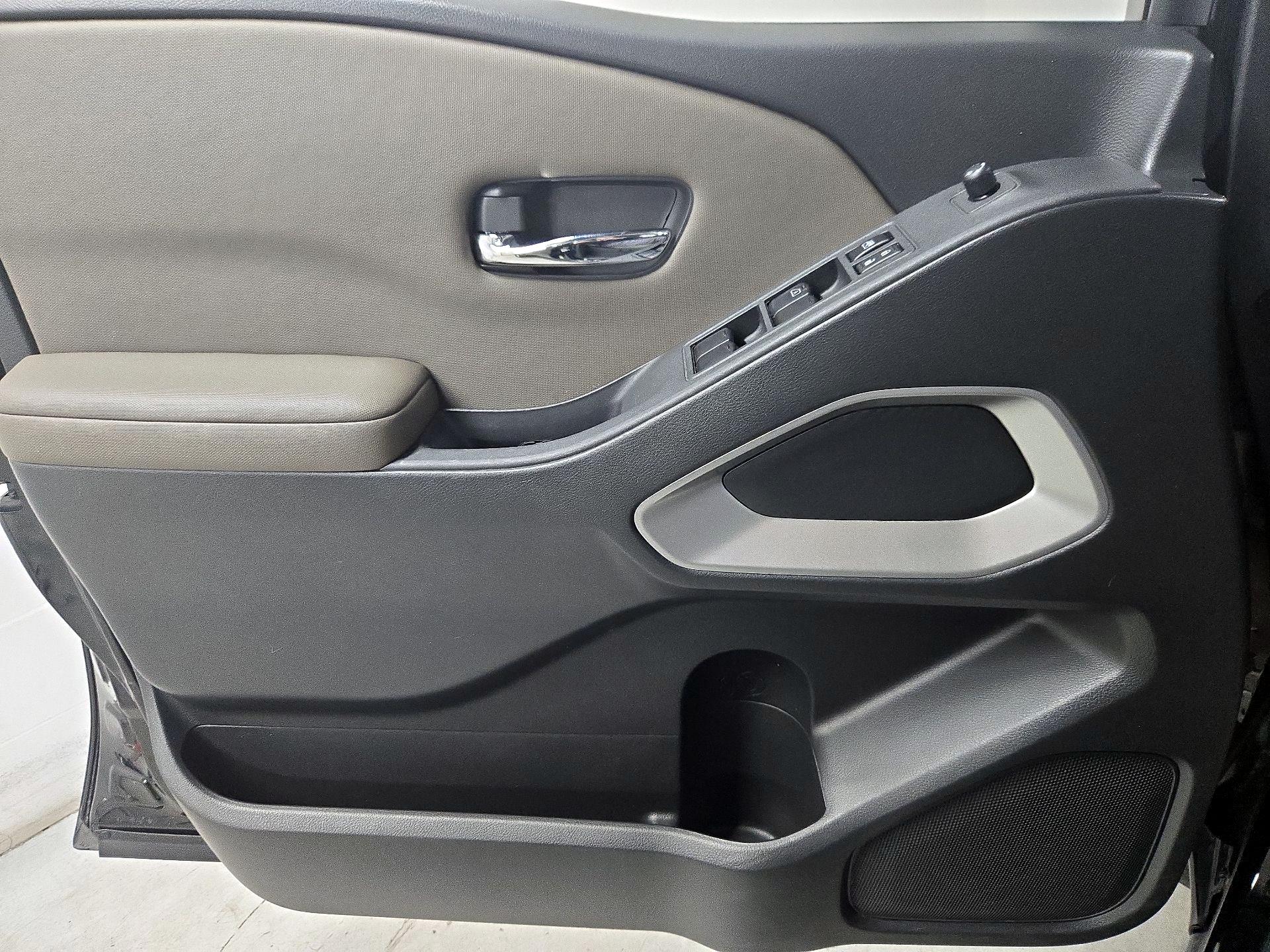 Thumbnail: 2022 Nissan Frontier - 12