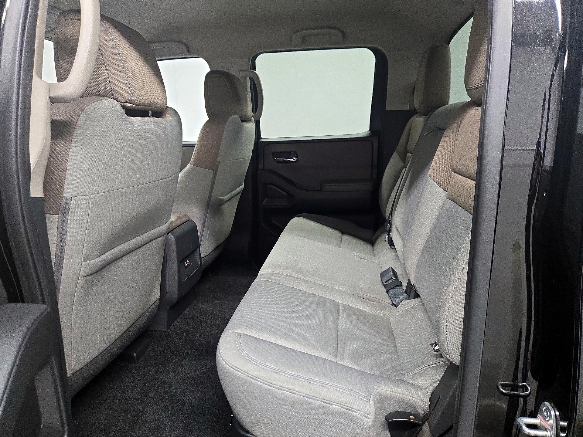 Thumbnail: 2022 Nissan Frontier - 19