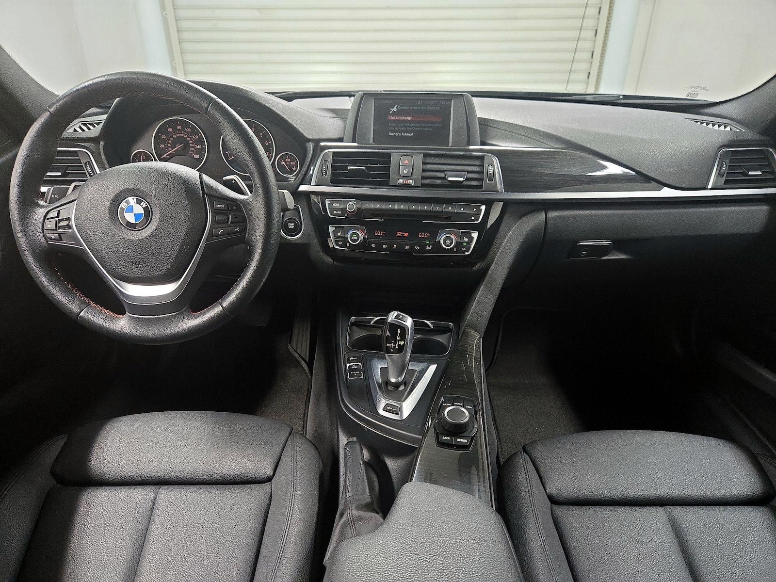 2018 BMW 3 Series 330e - Photo 10
