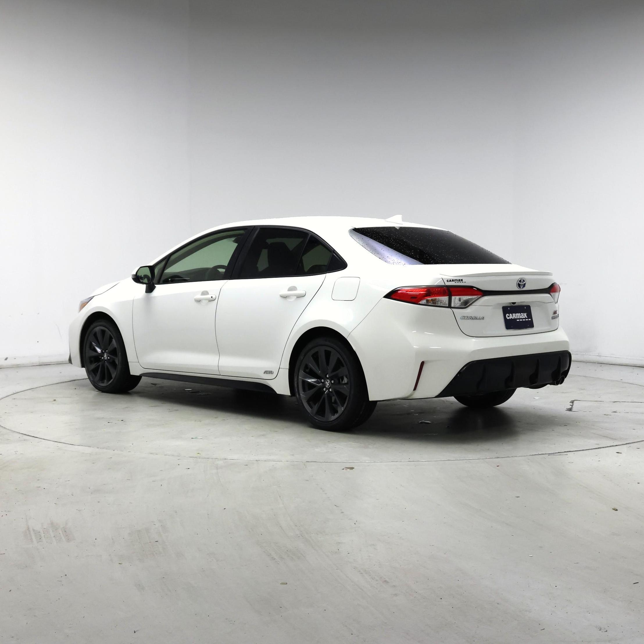 Thumbnail: 2024 Toyota Corolla - 2