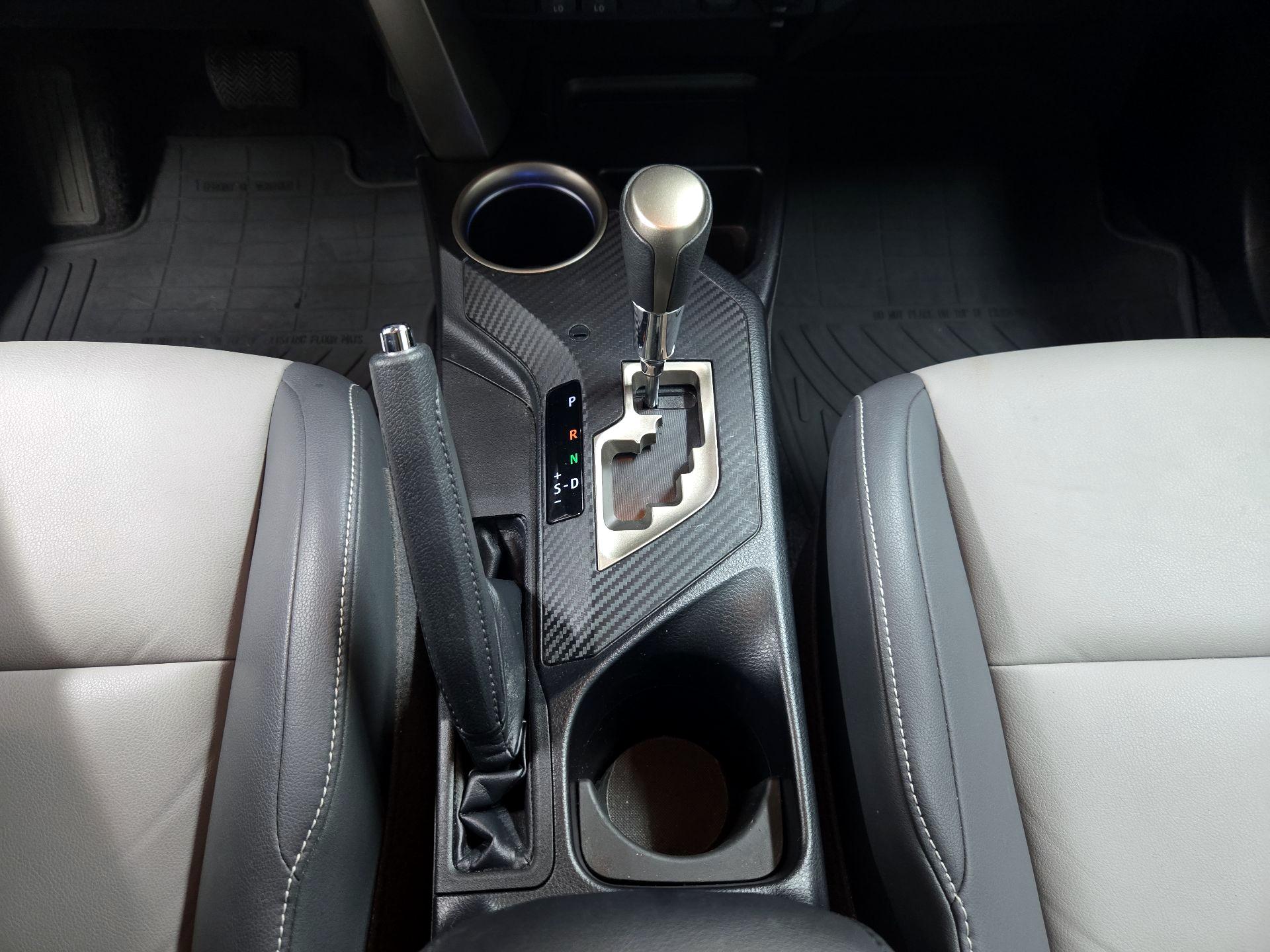 Thumbnail: 2014 Toyota RAV4 - 17