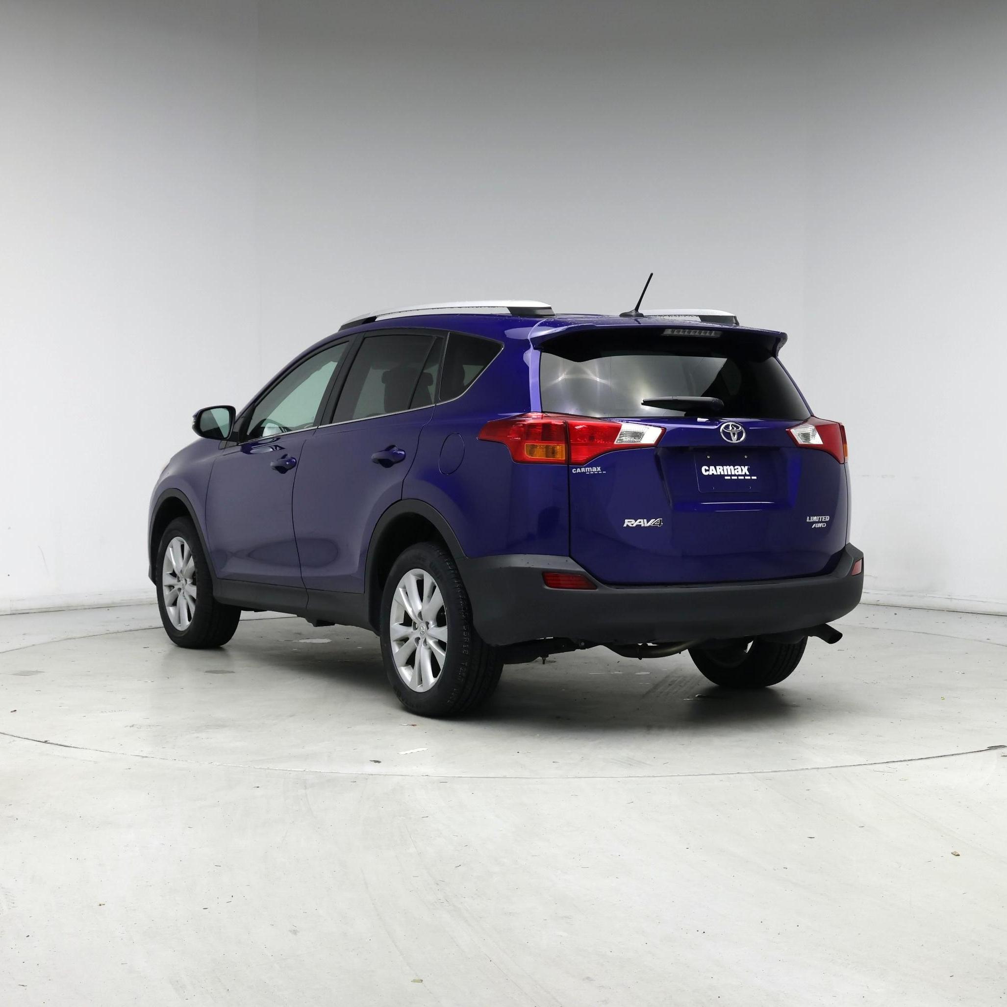 Thumbnail: 2014 Toyota RAV4 - 4
