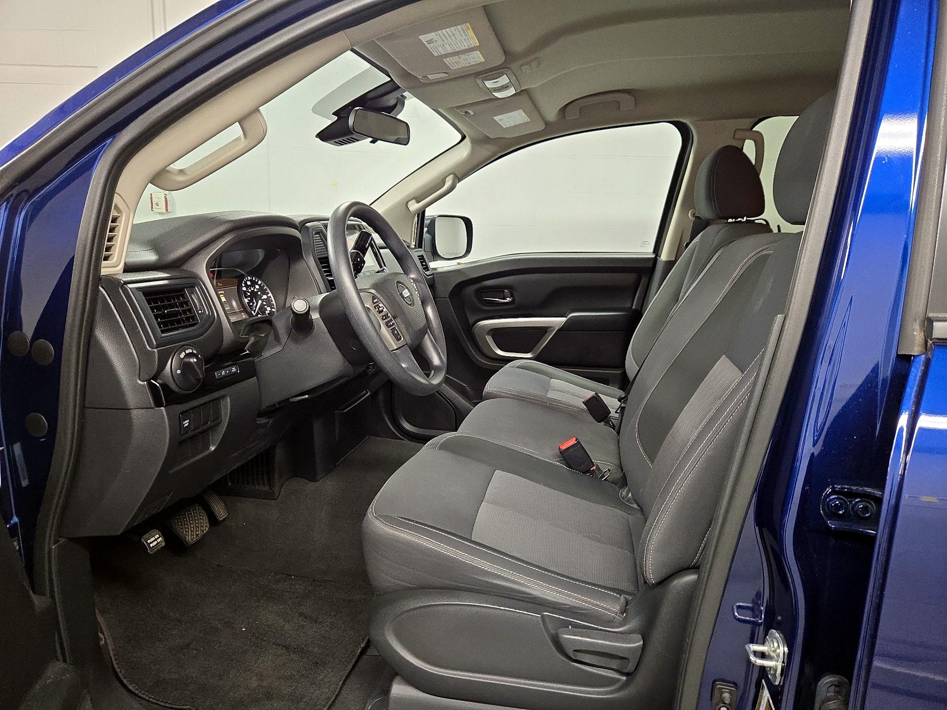 Thumbnail: 2022 Nissan Titan - 11