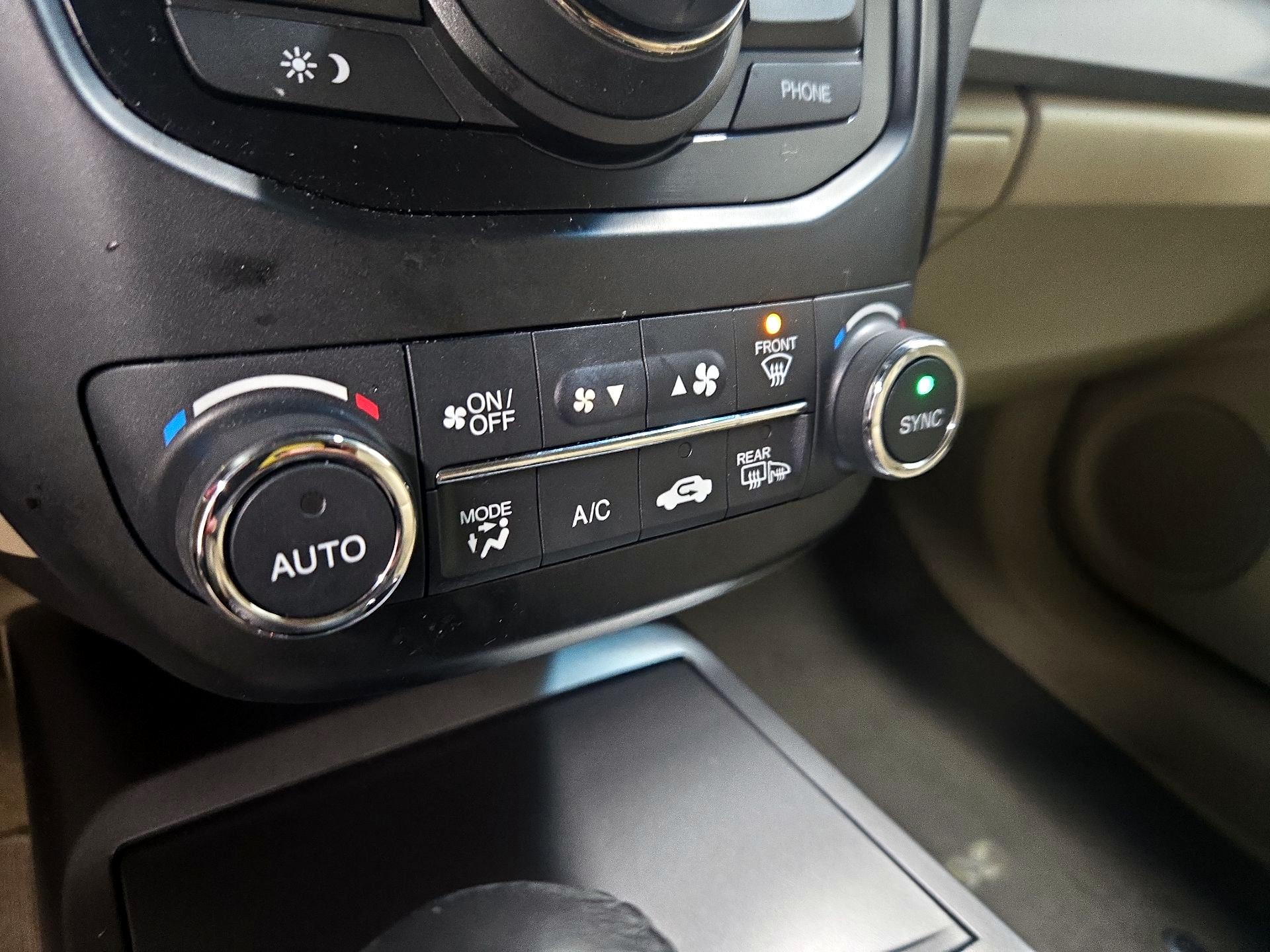 Thumbnail: 2015 Acura RDX - 17