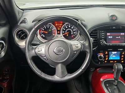 Steering Wheel & Instrument Cluster (On)