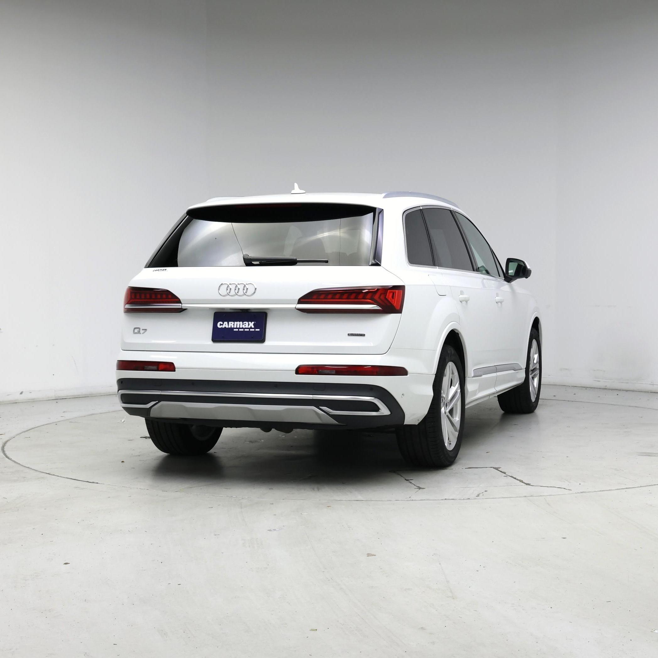 Thumbnail: 2022 Audi Q7 - 8