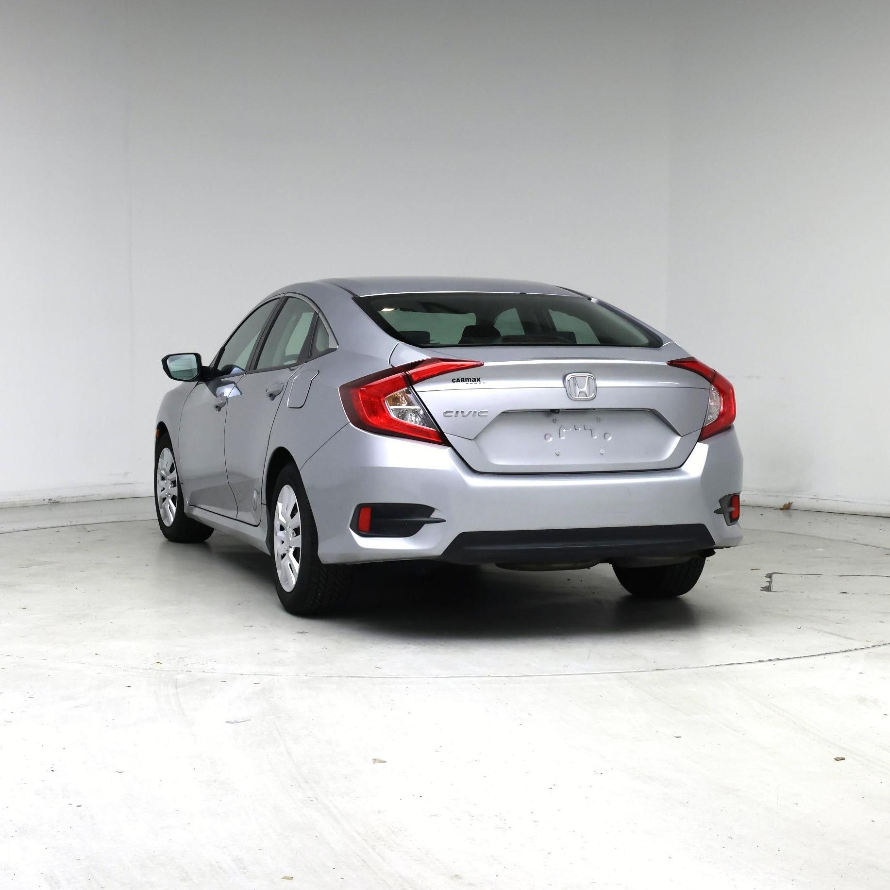 Thumbnail: 2016 Honda Civic - 6