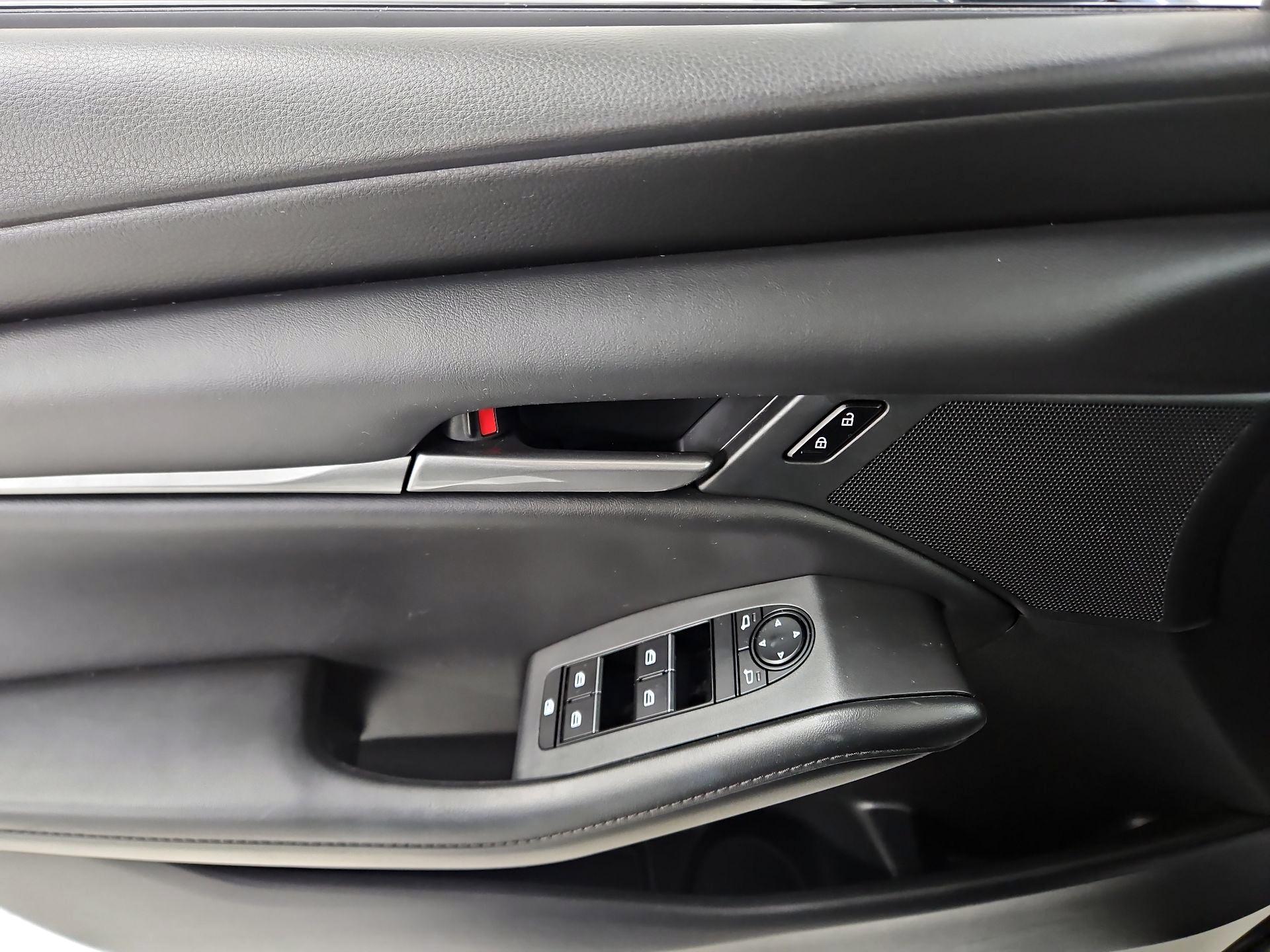 Thumbnail: 2022 Mazda Mazda3 - 12