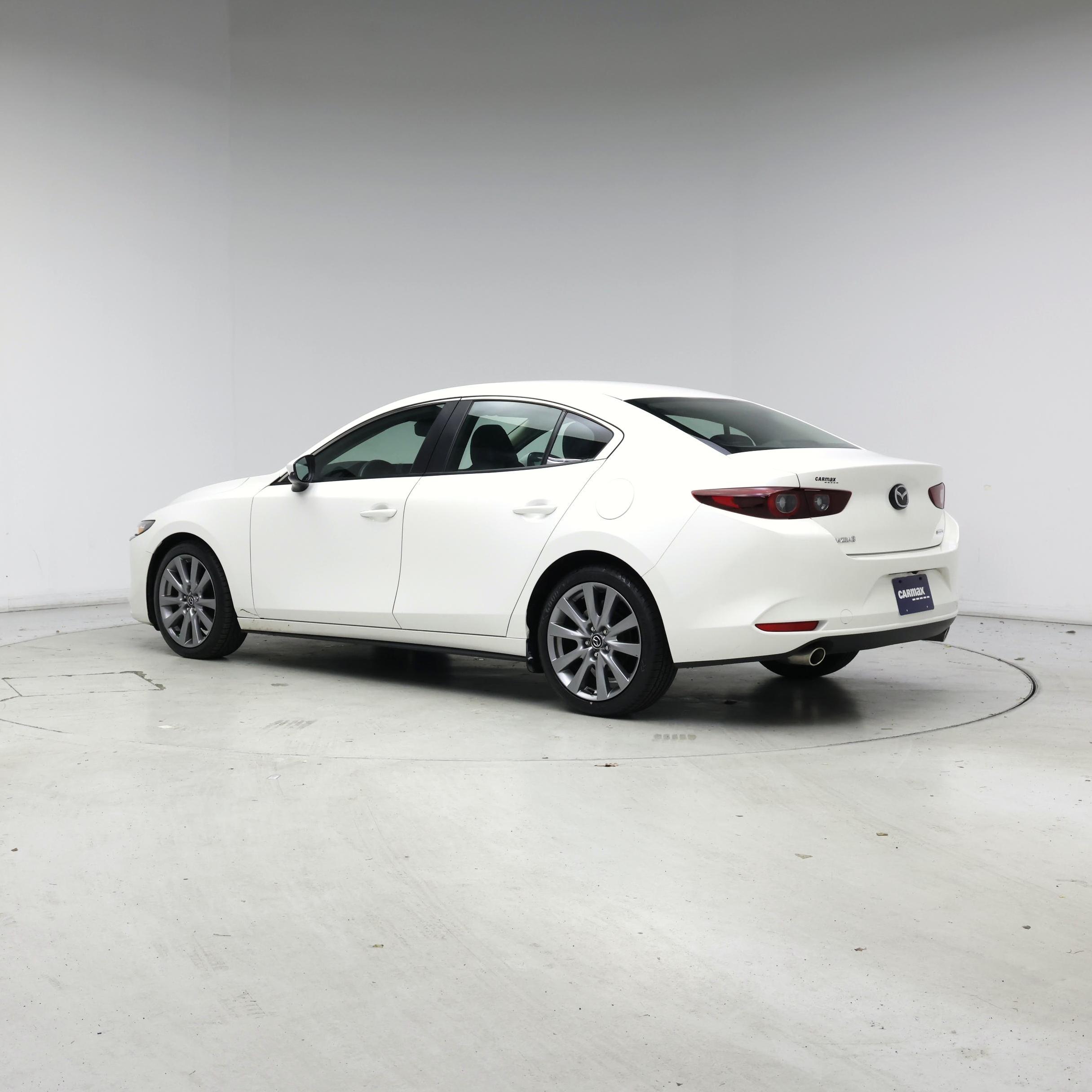 Thumbnail: 2022 Mazda Mazda3 - 2