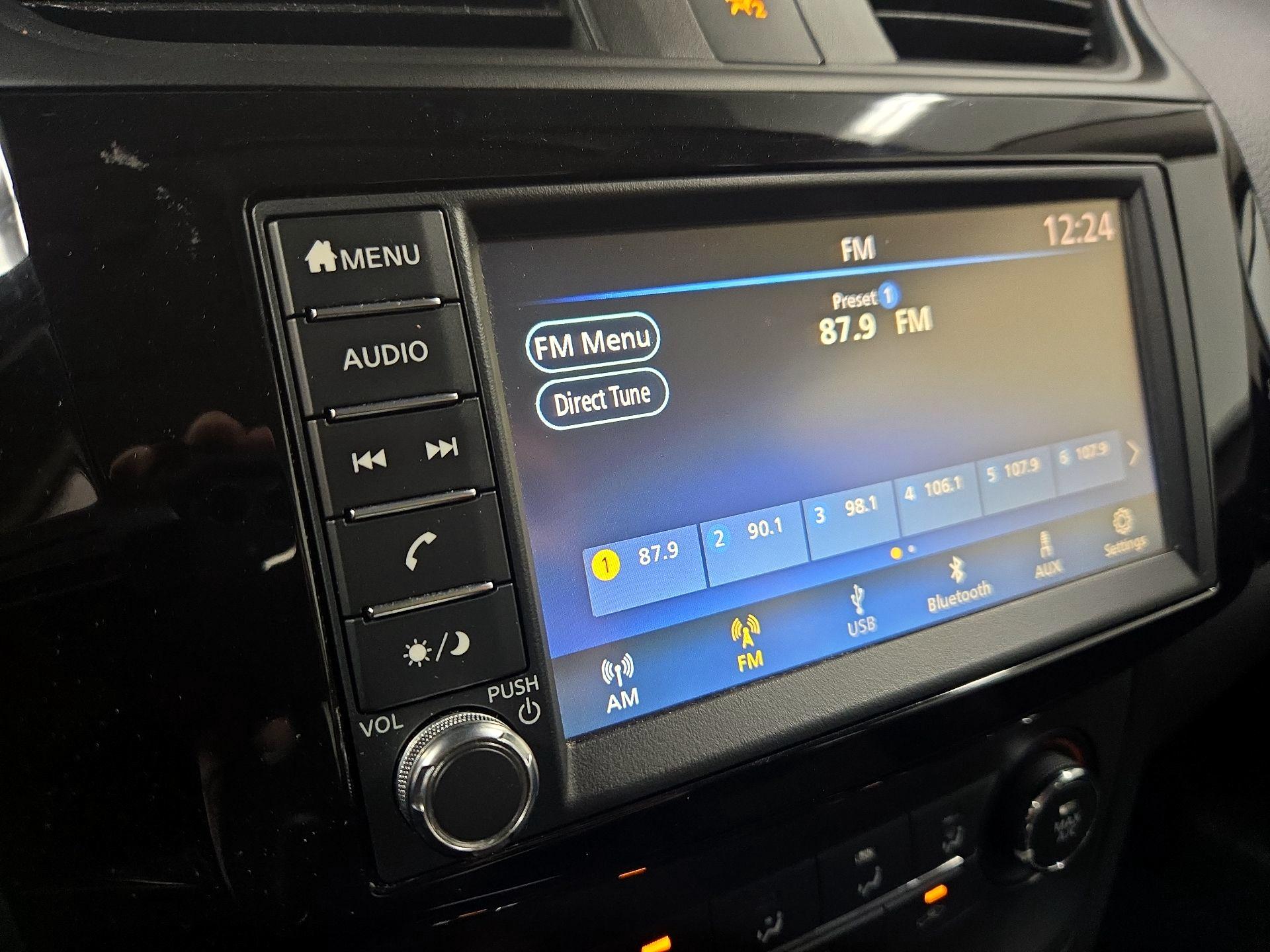 Thumbnail: 2019 Nissan Sentra - 15