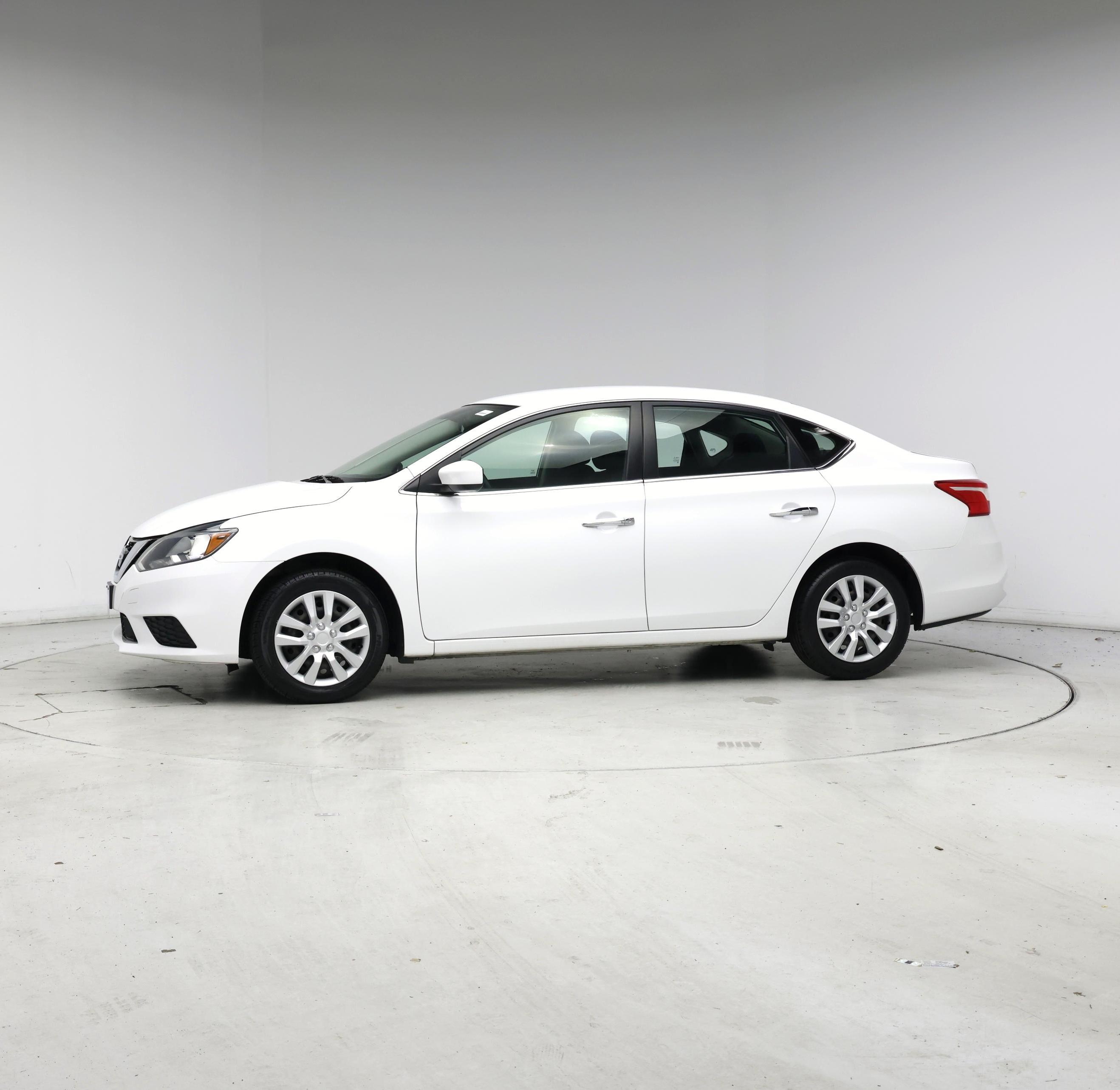 Thumbnail: 2019 Nissan Sentra - 3