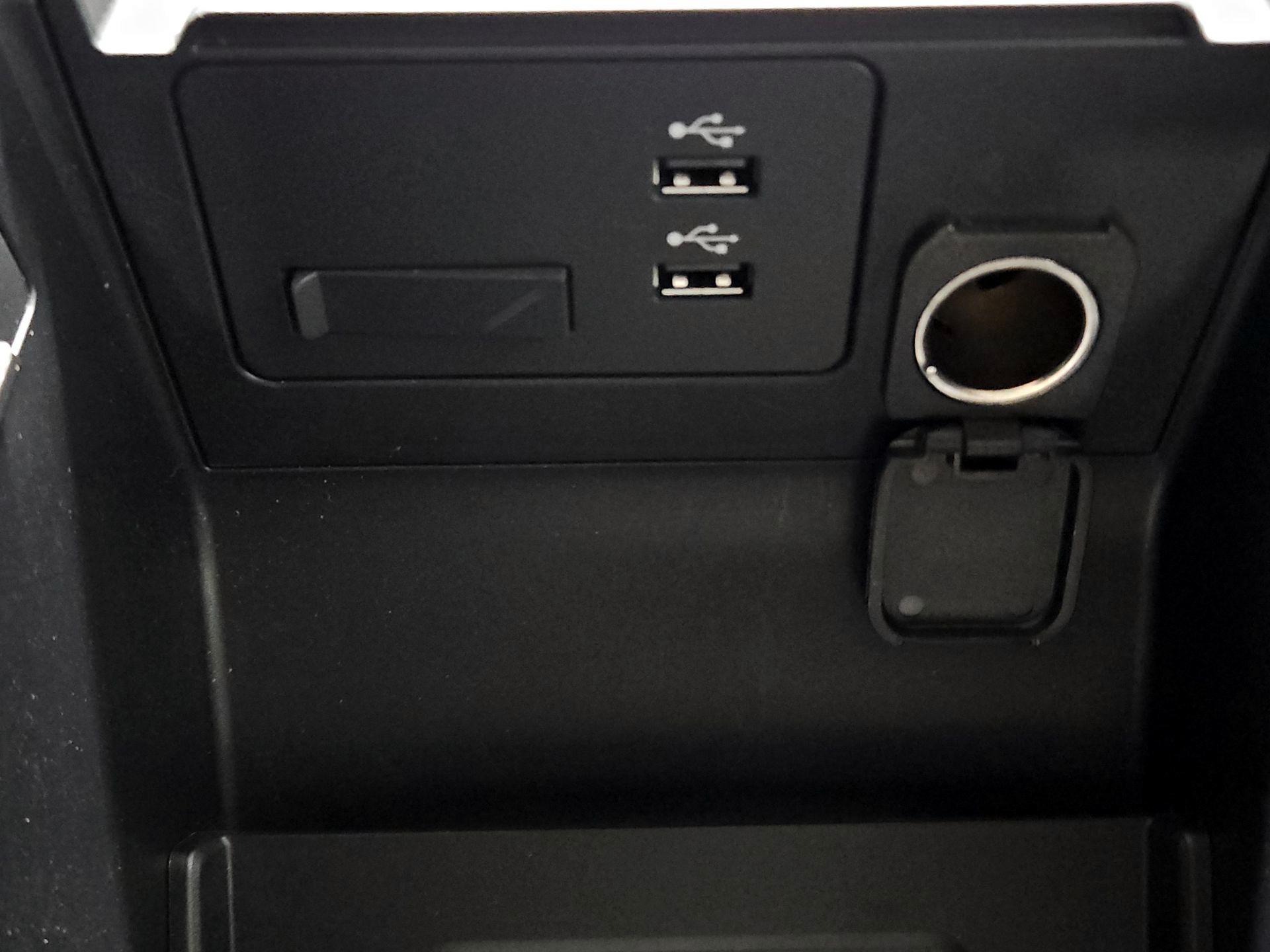 Thumbnail: 2022 Mazda Mazda3 - 18