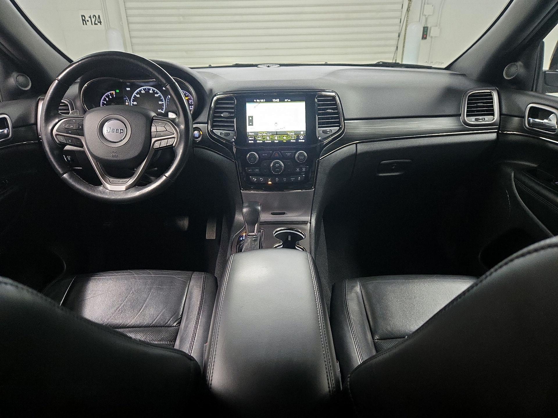 Thumbnail: 2020 Jeep Grand Cherokee - 9