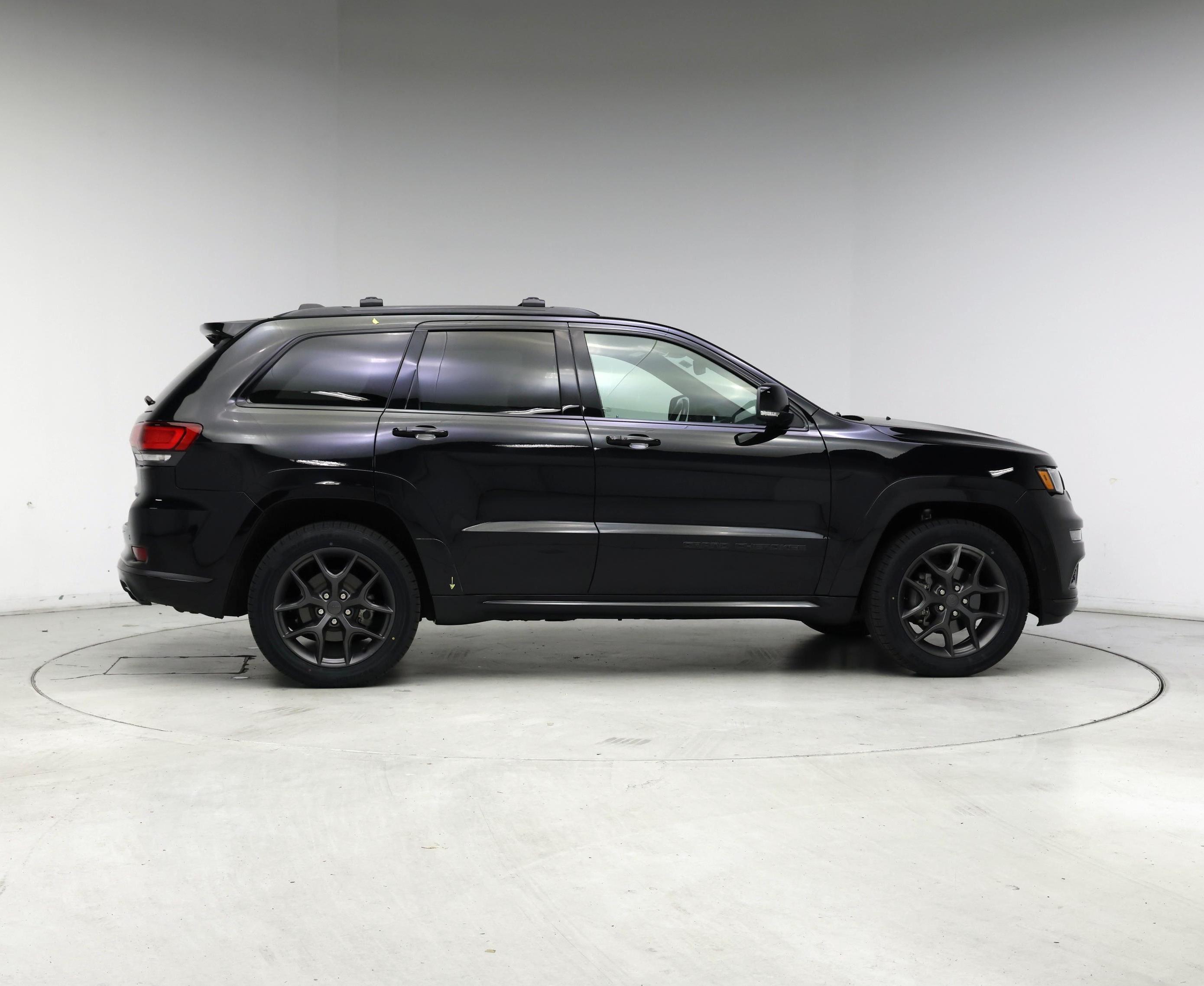 Thumbnail: 2020 Jeep Grand Cherokee - 7