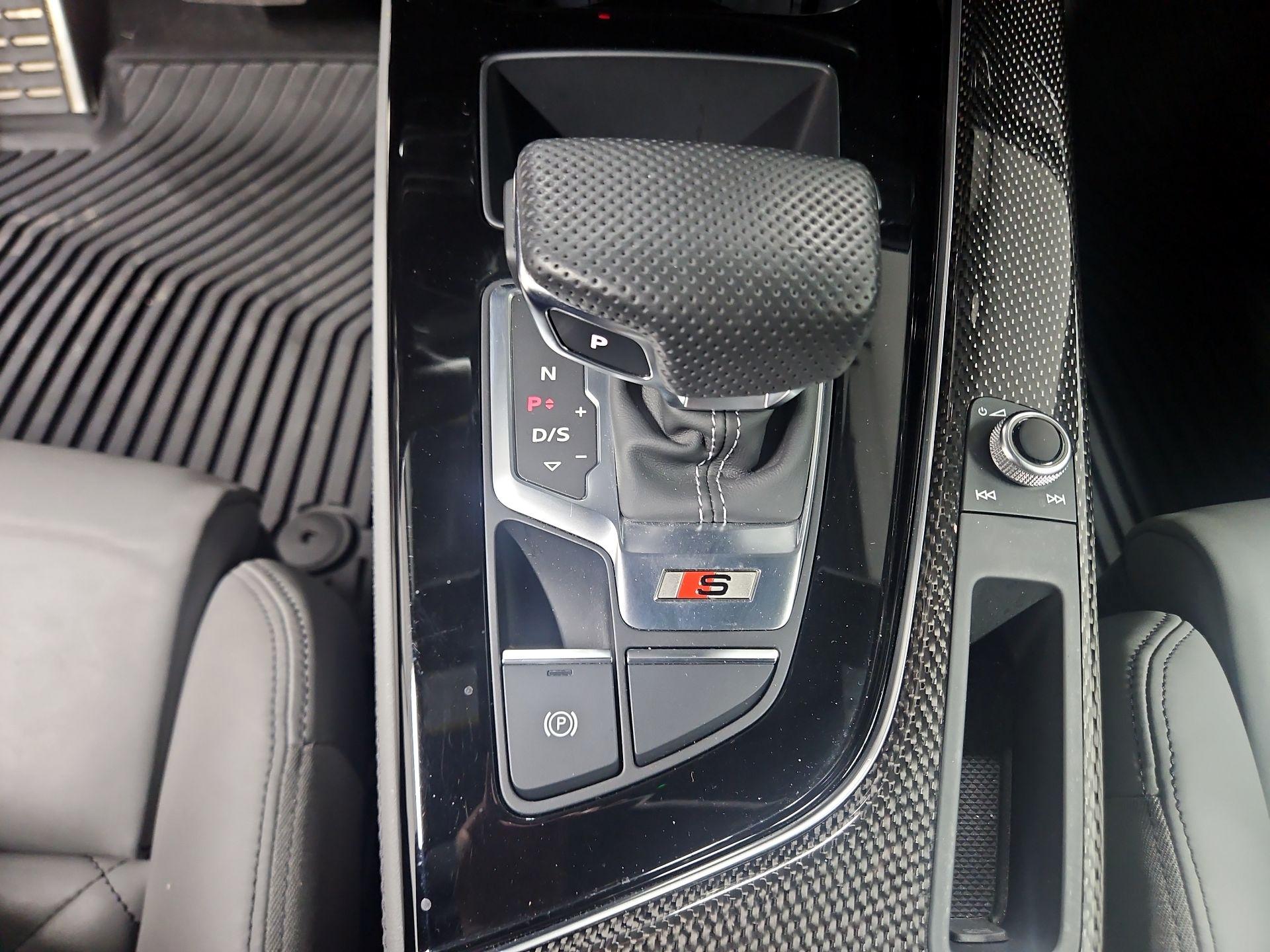 Thumbnail: 2021 Audi S4 - 18