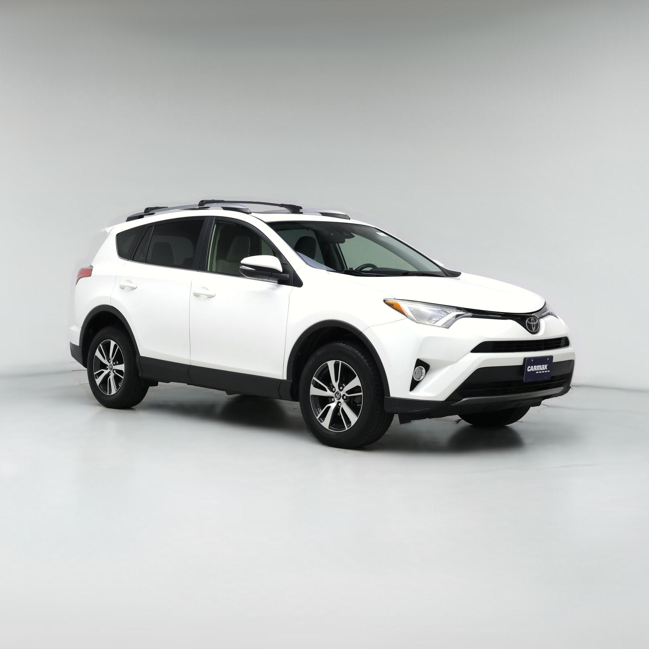 Thumbnail: 2017 Toyota RAV4 - 1