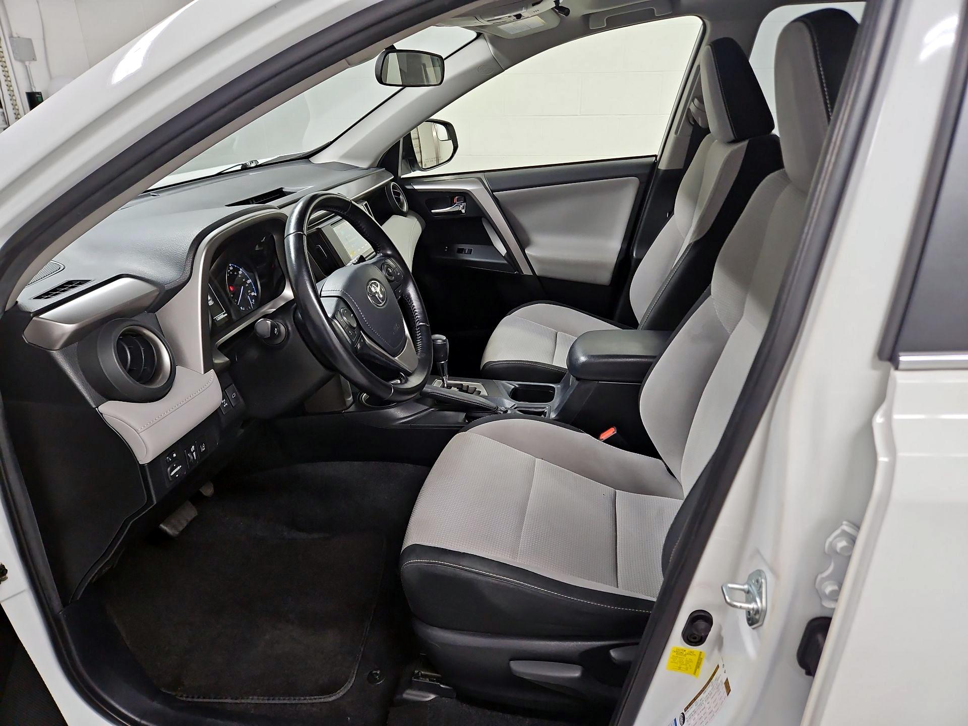 Thumbnail: 2017 Toyota RAV4 - 11