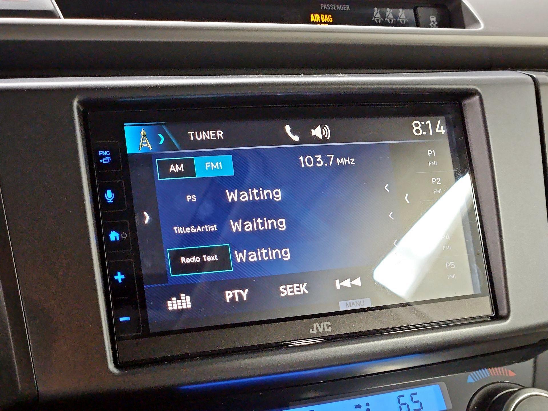 Thumbnail: 2017 Toyota RAV4 - 15