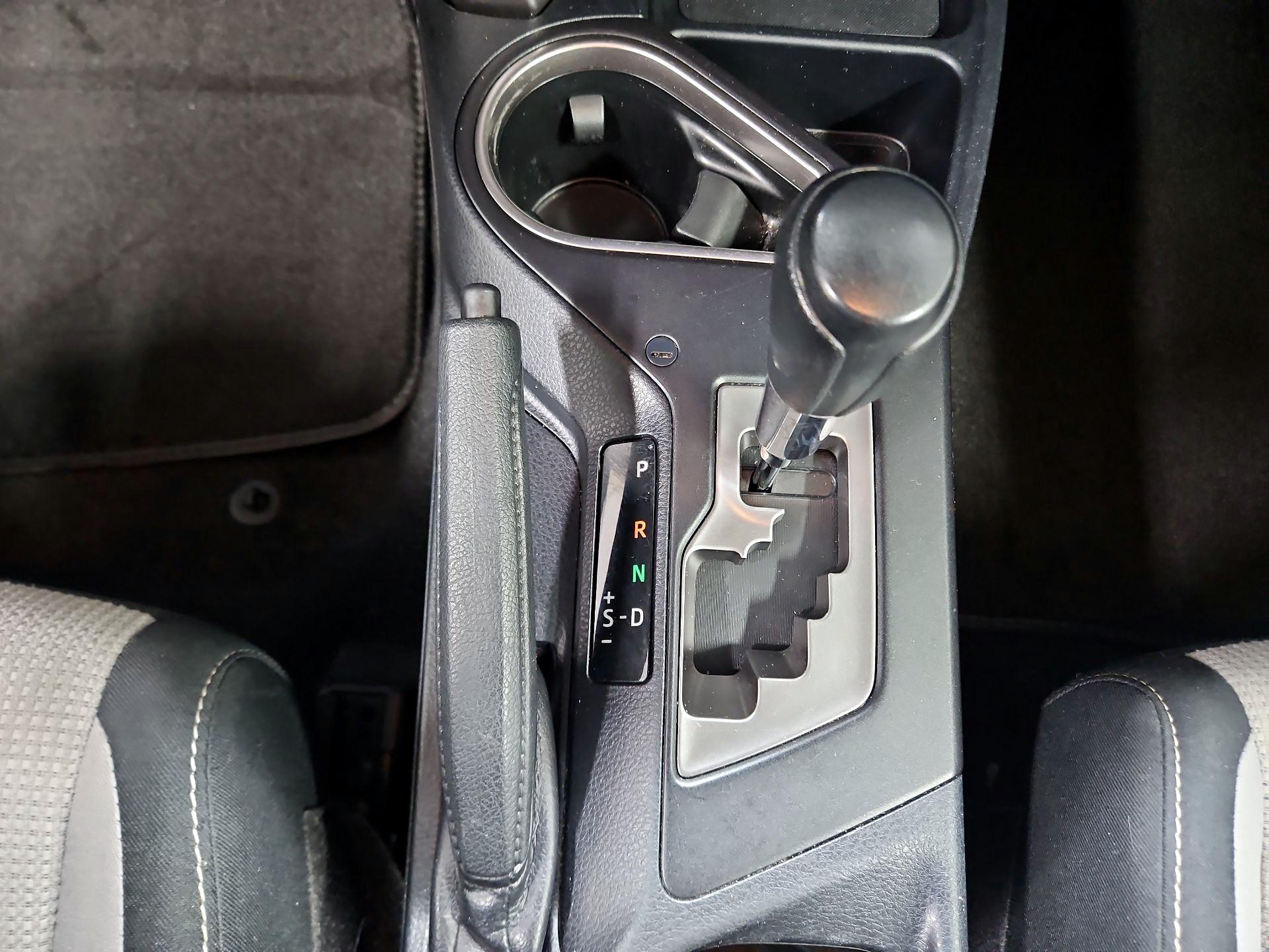 Thumbnail: 2017 Toyota RAV4 - 17