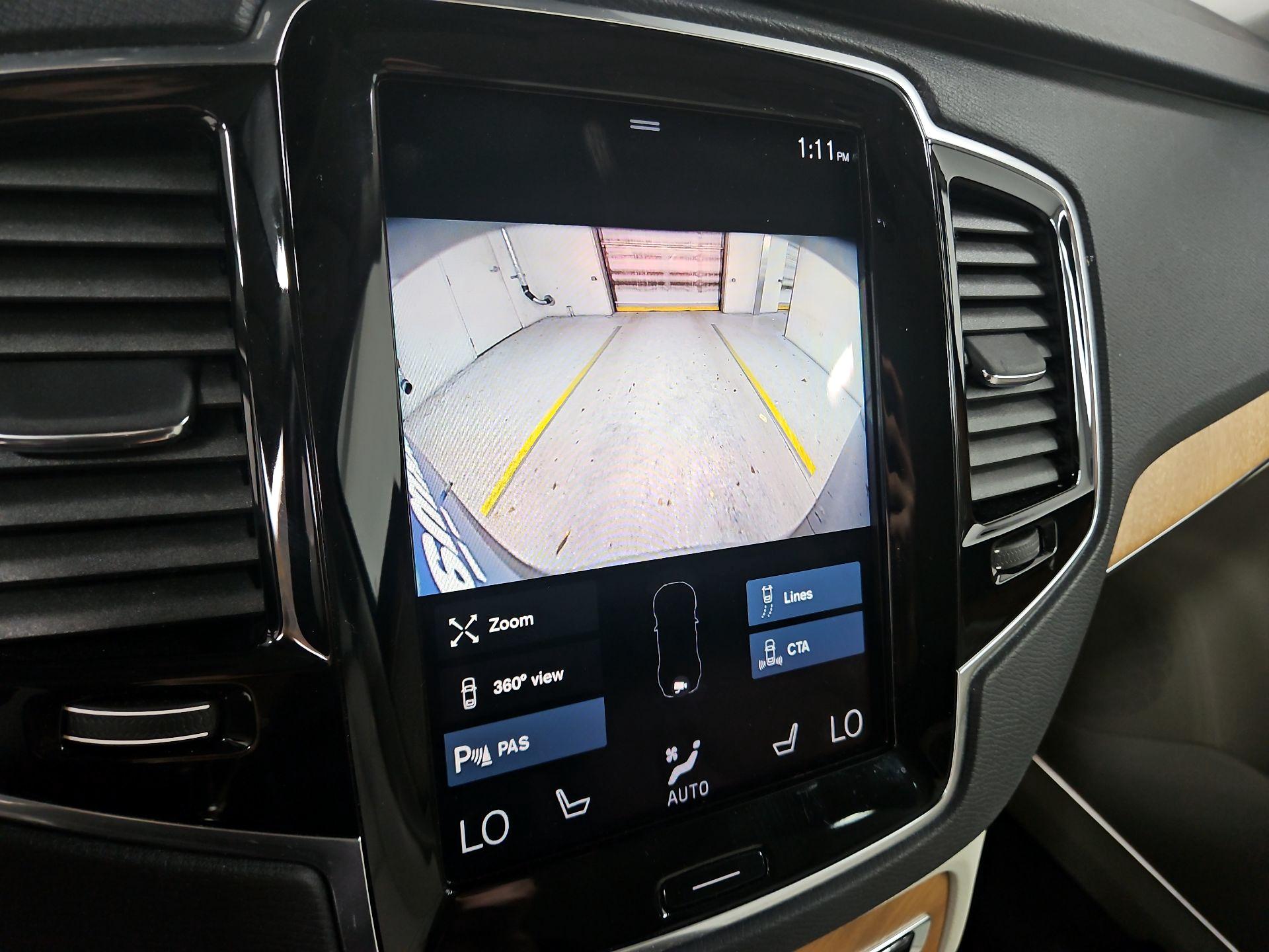 Thumbnail: 2021 Volvo XC90 - 15