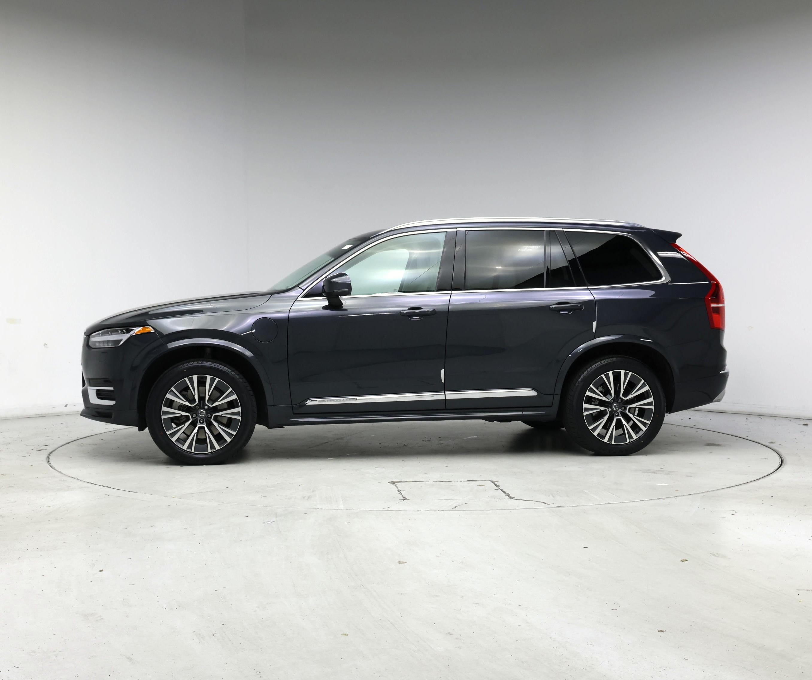 Thumbnail: 2021 Volvo XC90 - 3