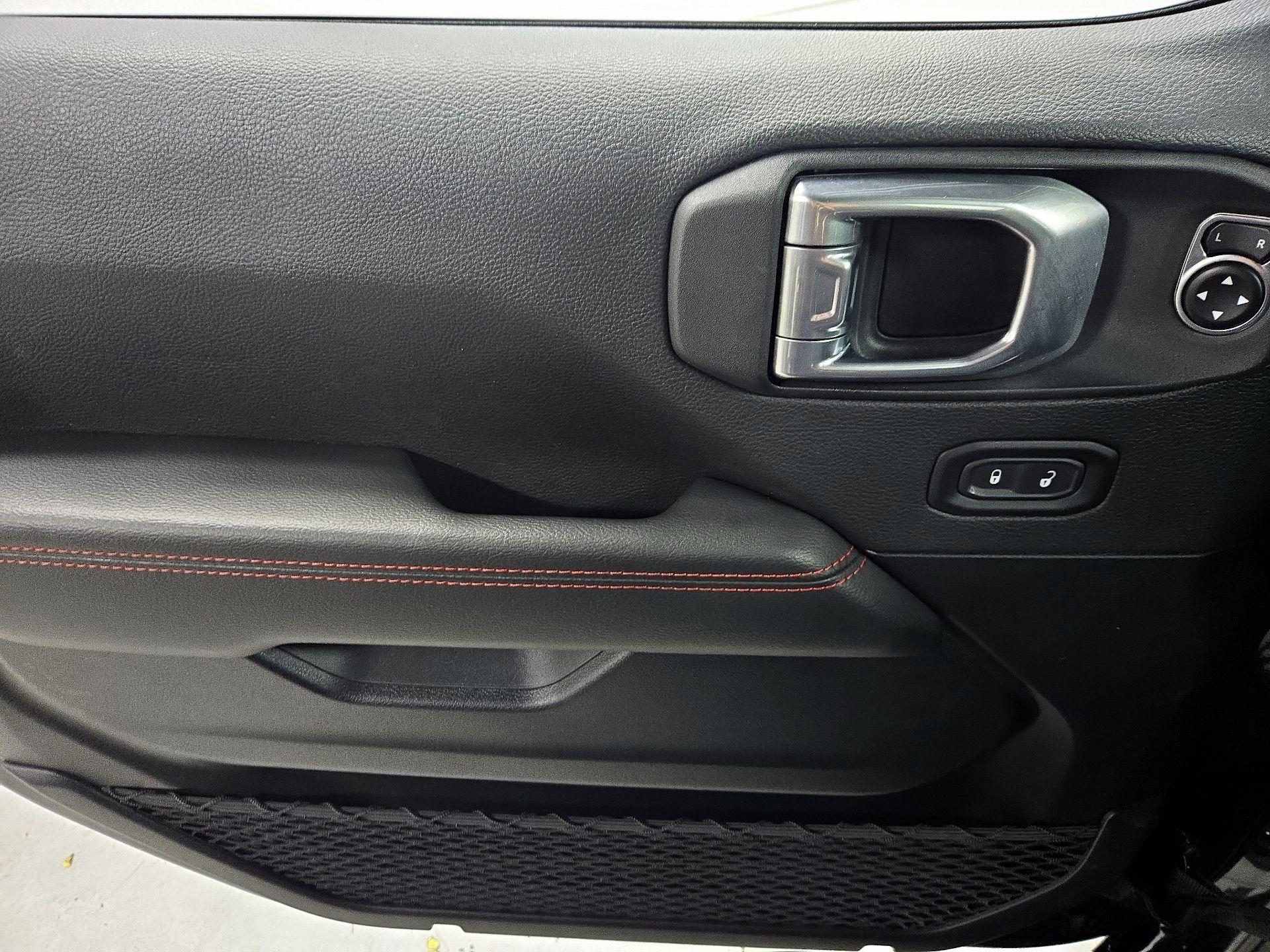 Thumbnail: 2021 Jeep Wrangler - 12