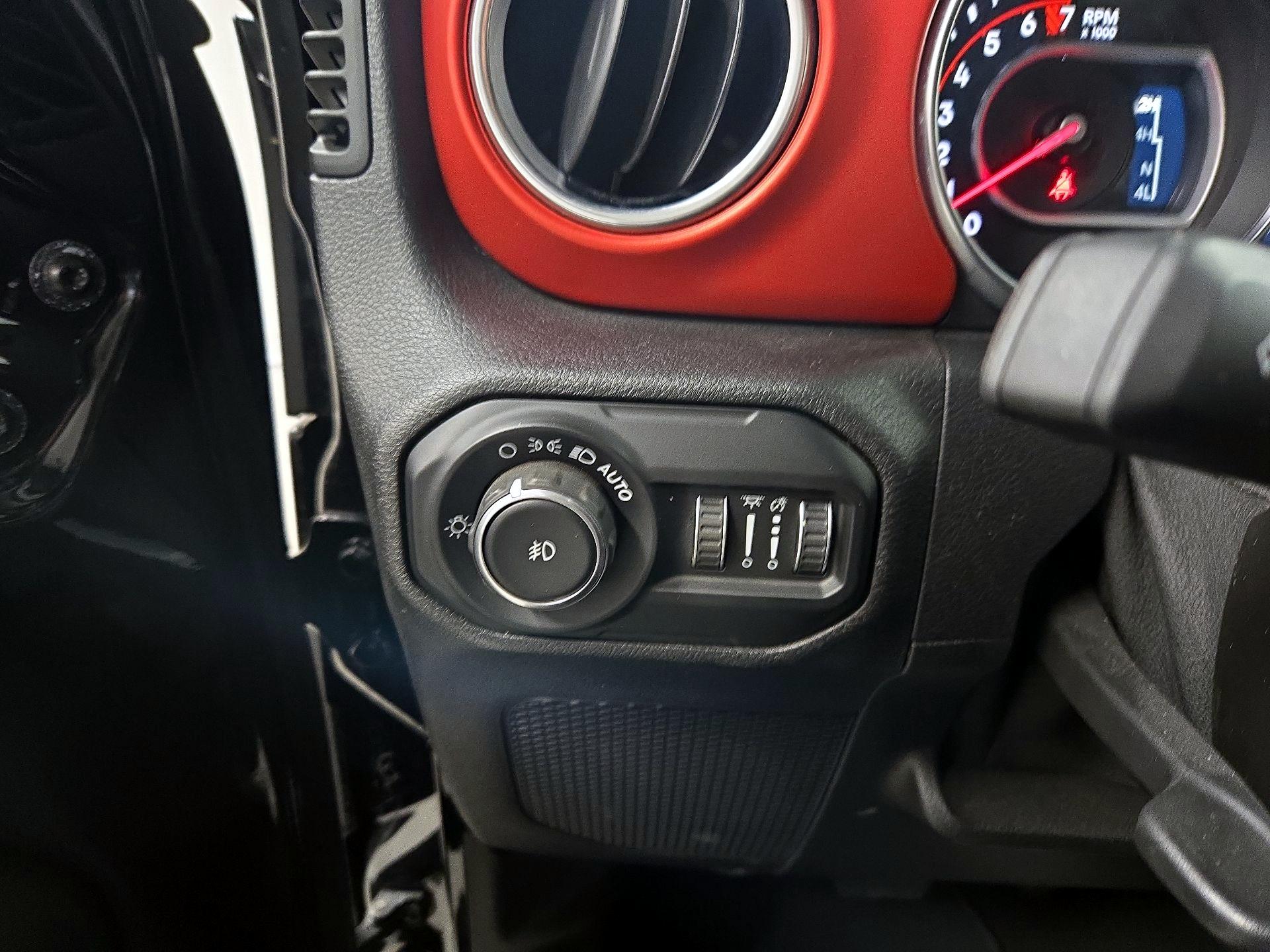 Thumbnail: 2021 Jeep Wrangler - 13