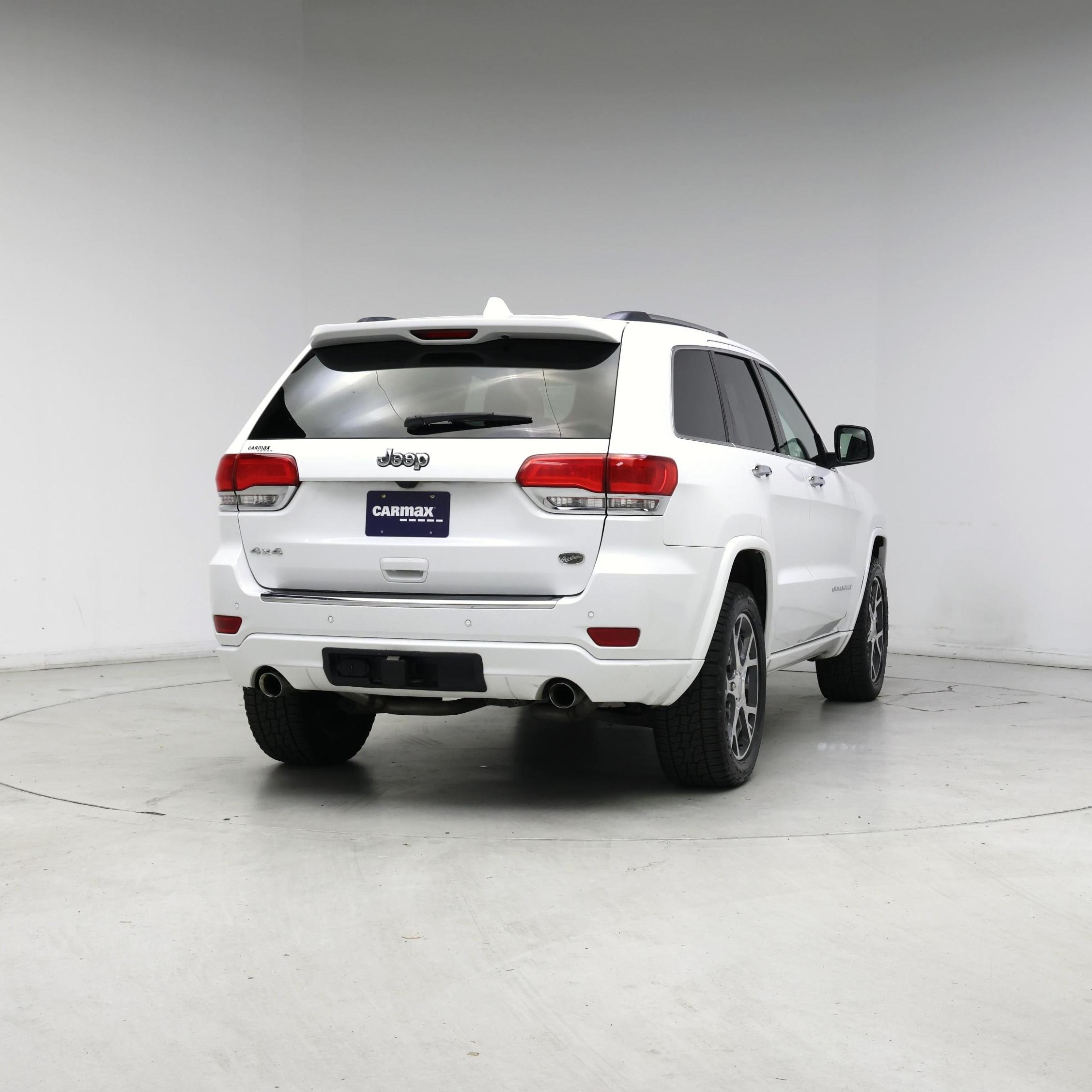 Thumbnail: 2016 Jeep Grand Cherokee - 8