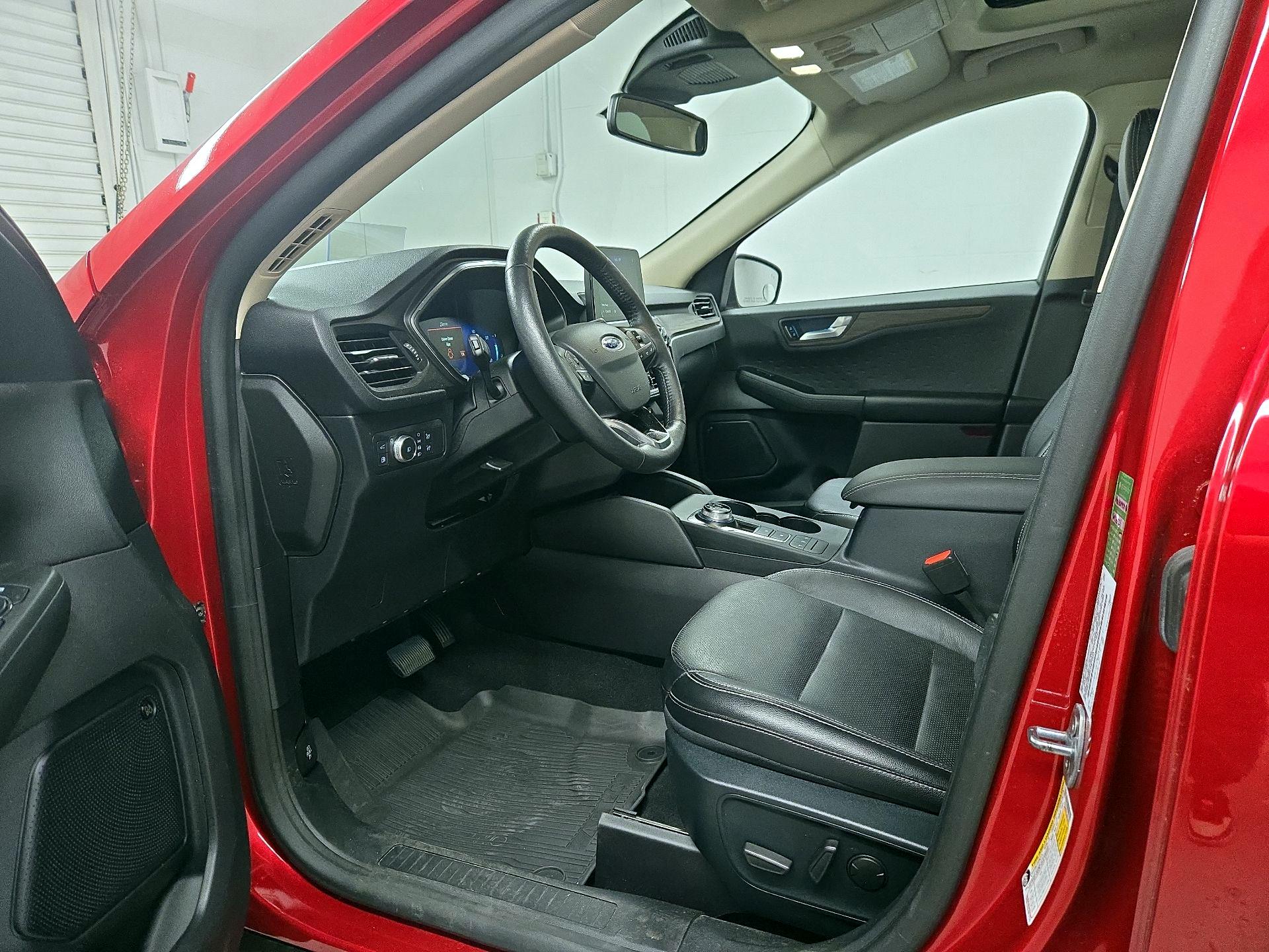 Thumbnail: 2020 Ford Escape - 11