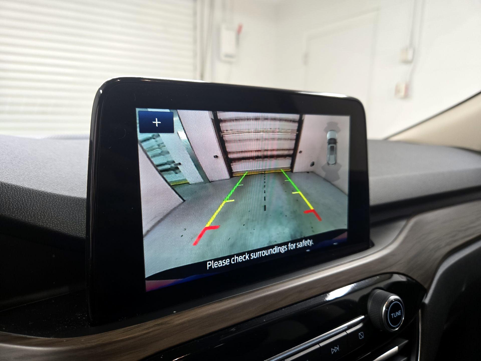 Thumbnail: 2020 Ford Escape - 15