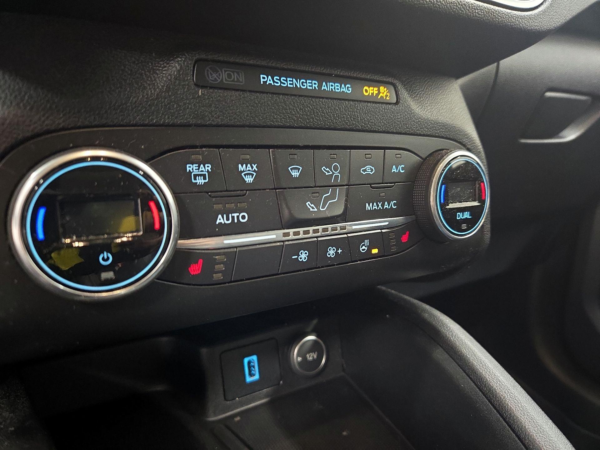 Thumbnail: 2020 Ford Escape - 17