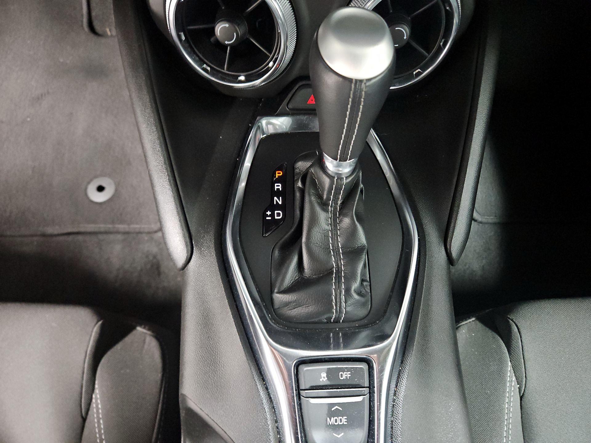 Thumbnail: 2021 Chevrolet Camaro - 17