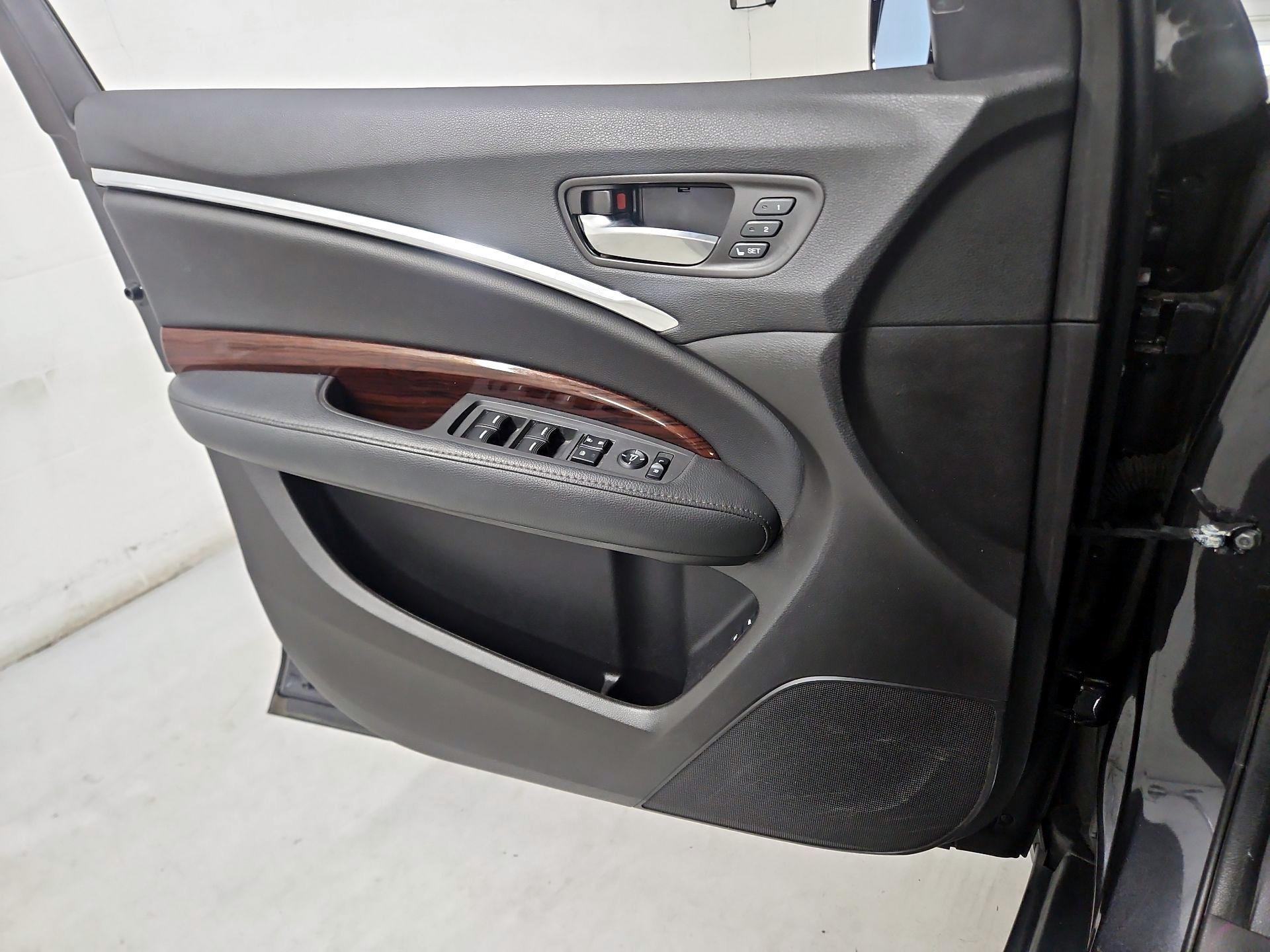 Thumbnail: 2016 Acura MDX - 12