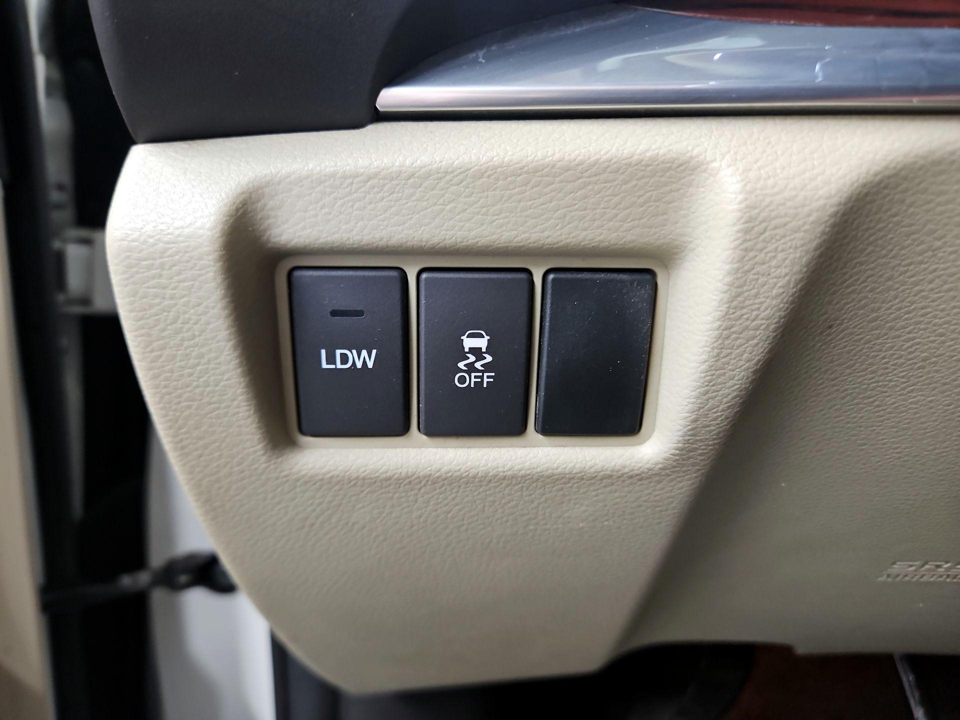 Thumbnail: 2015 Acura MDX - 13