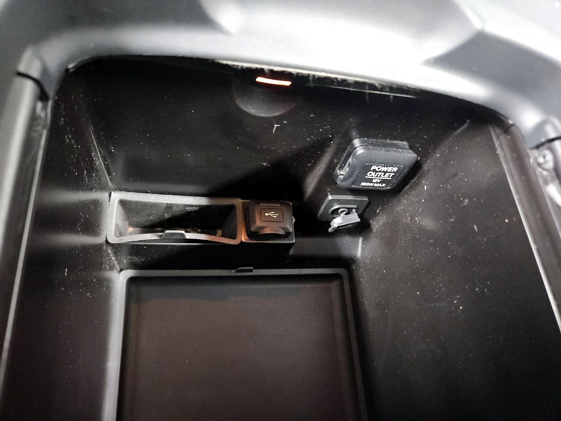 Thumbnail: 2015 Acura MDX - 19