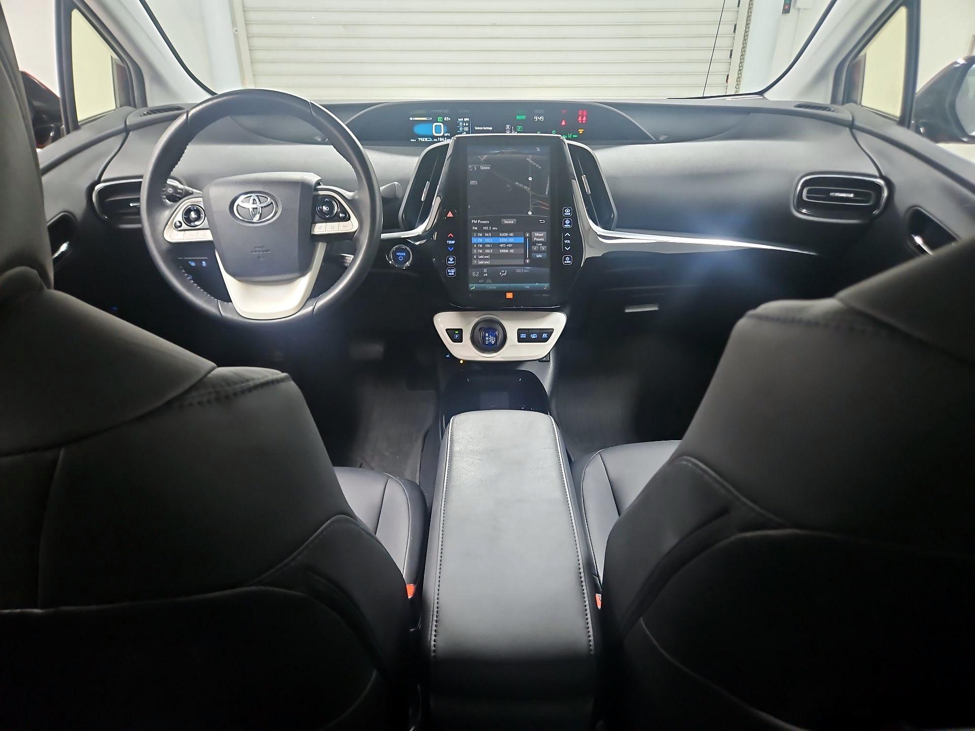 Thumbnail: 2017 Toyota Prius Prime - 9