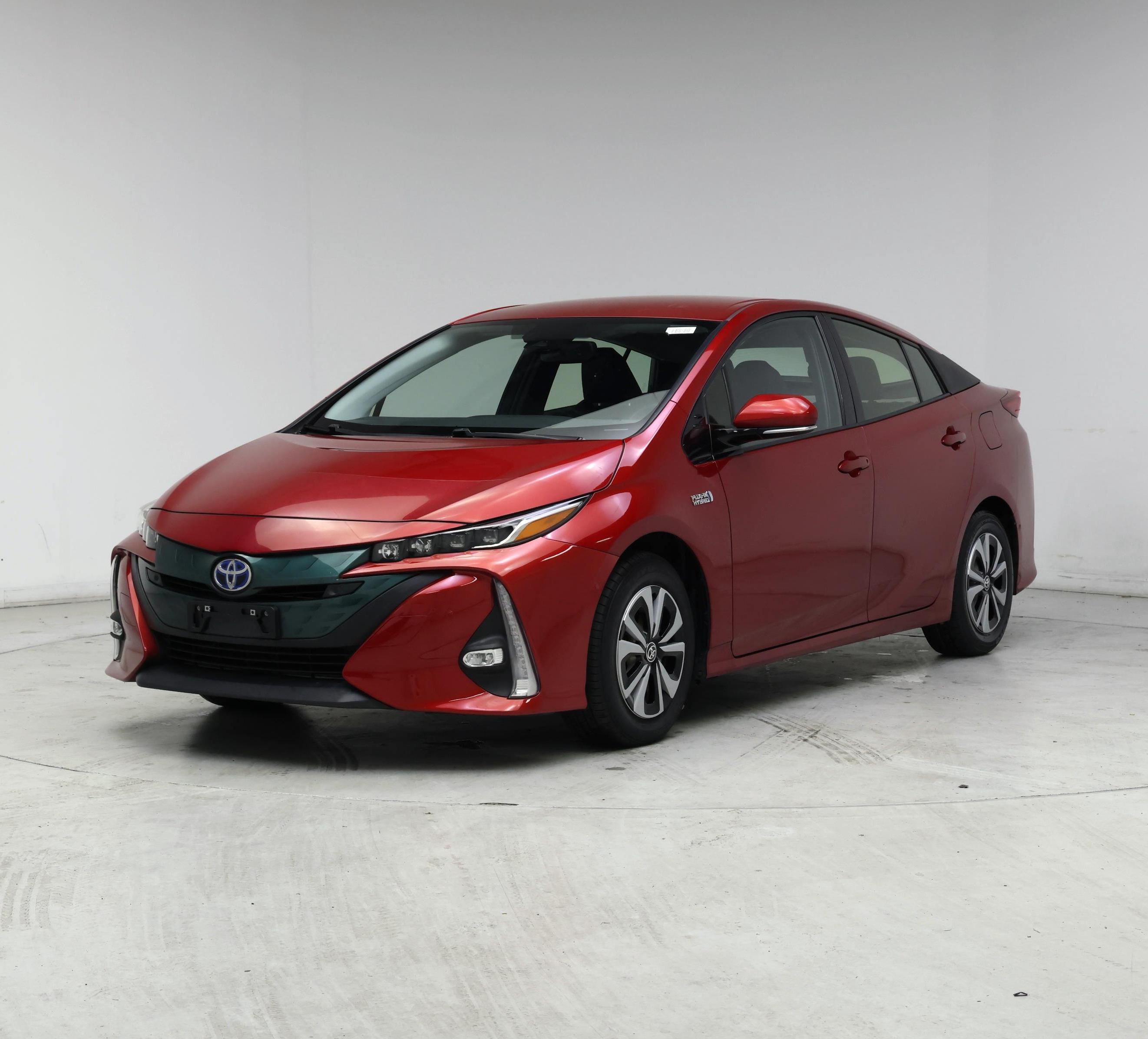 Thumbnail: 2017 Toyota Prius Prime - 4