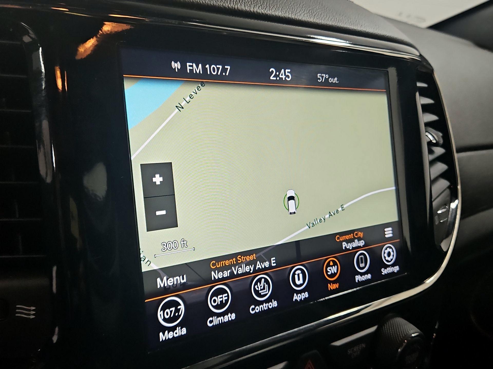 Thumbnail: 2021 Jeep Grand Cherokee - 14