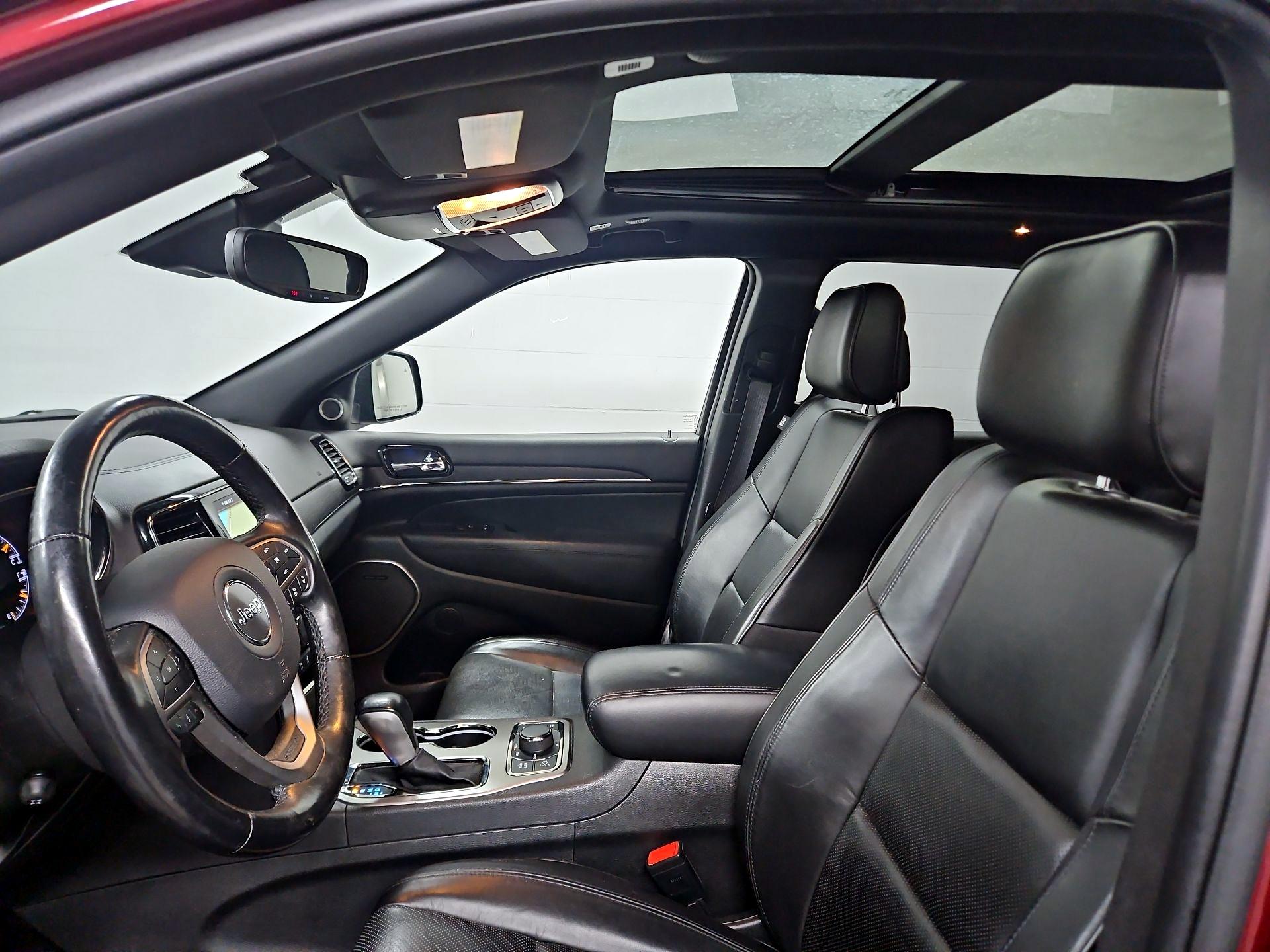 Thumbnail: 2021 Jeep Grand Cherokee - 20