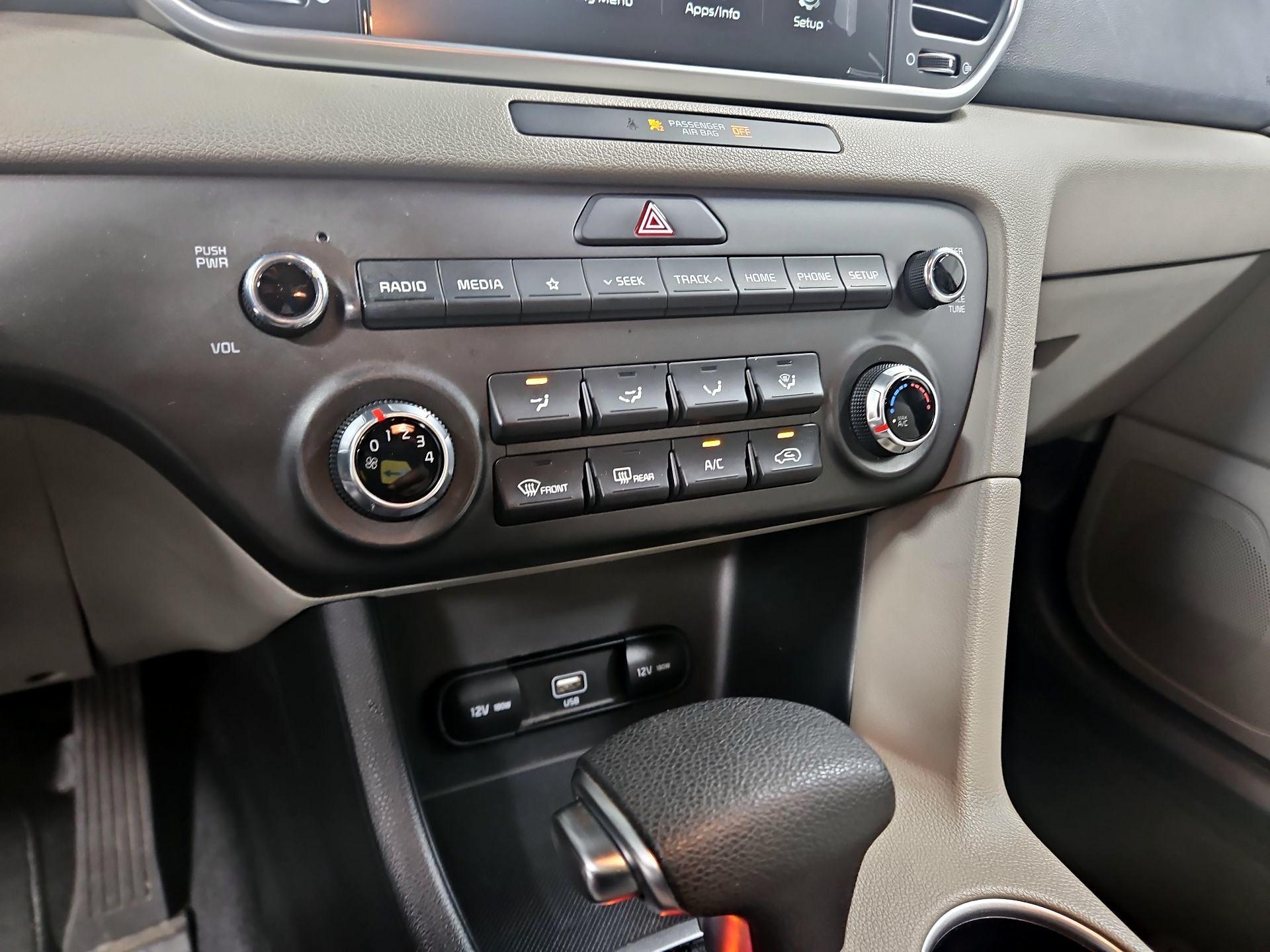 Thumbnail: 2021 Kia Sportage - 16