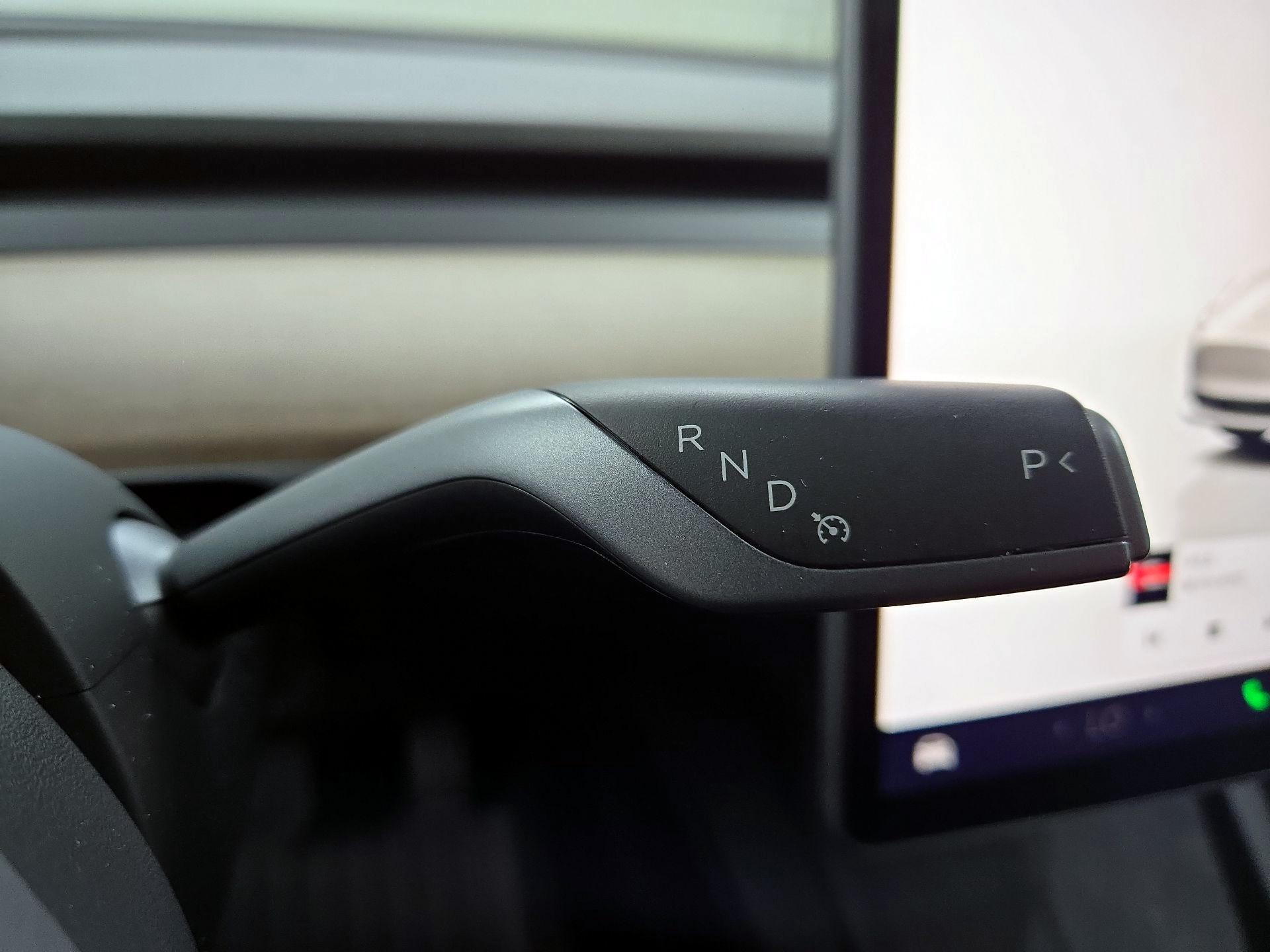 Thumbnail: 2023 Tesla Model 3 - 17