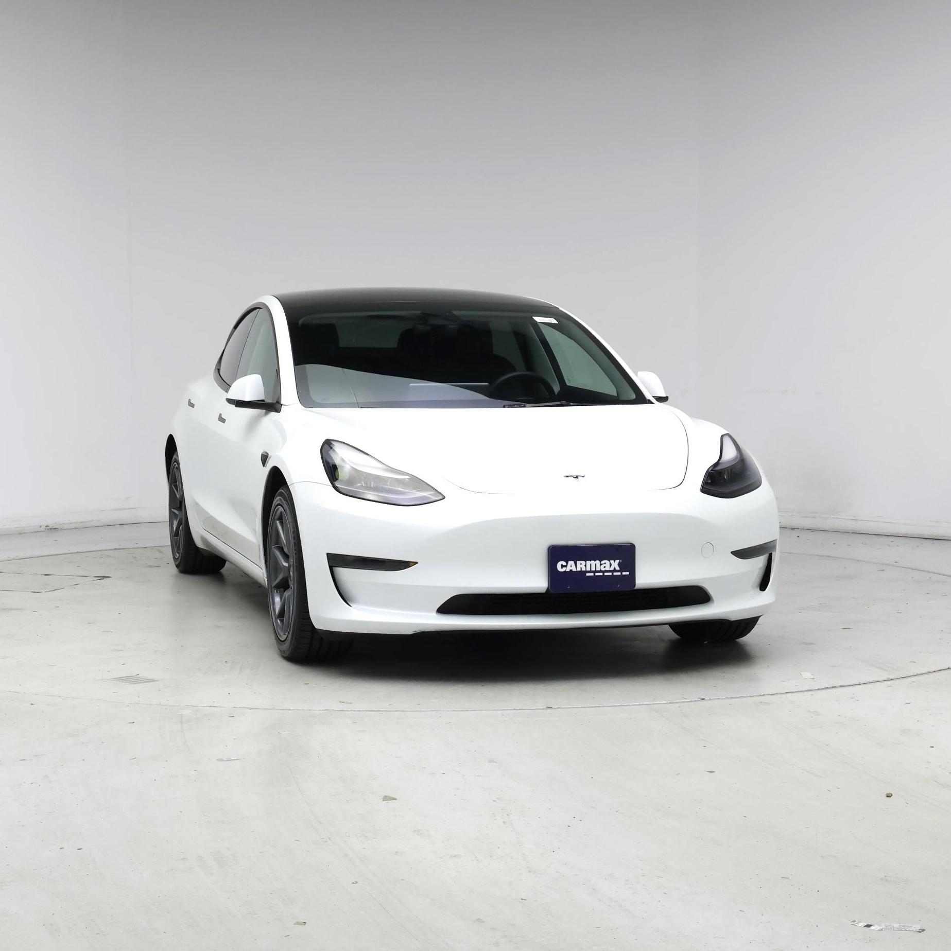 Thumbnail: 2023 Tesla Model 3 - 5